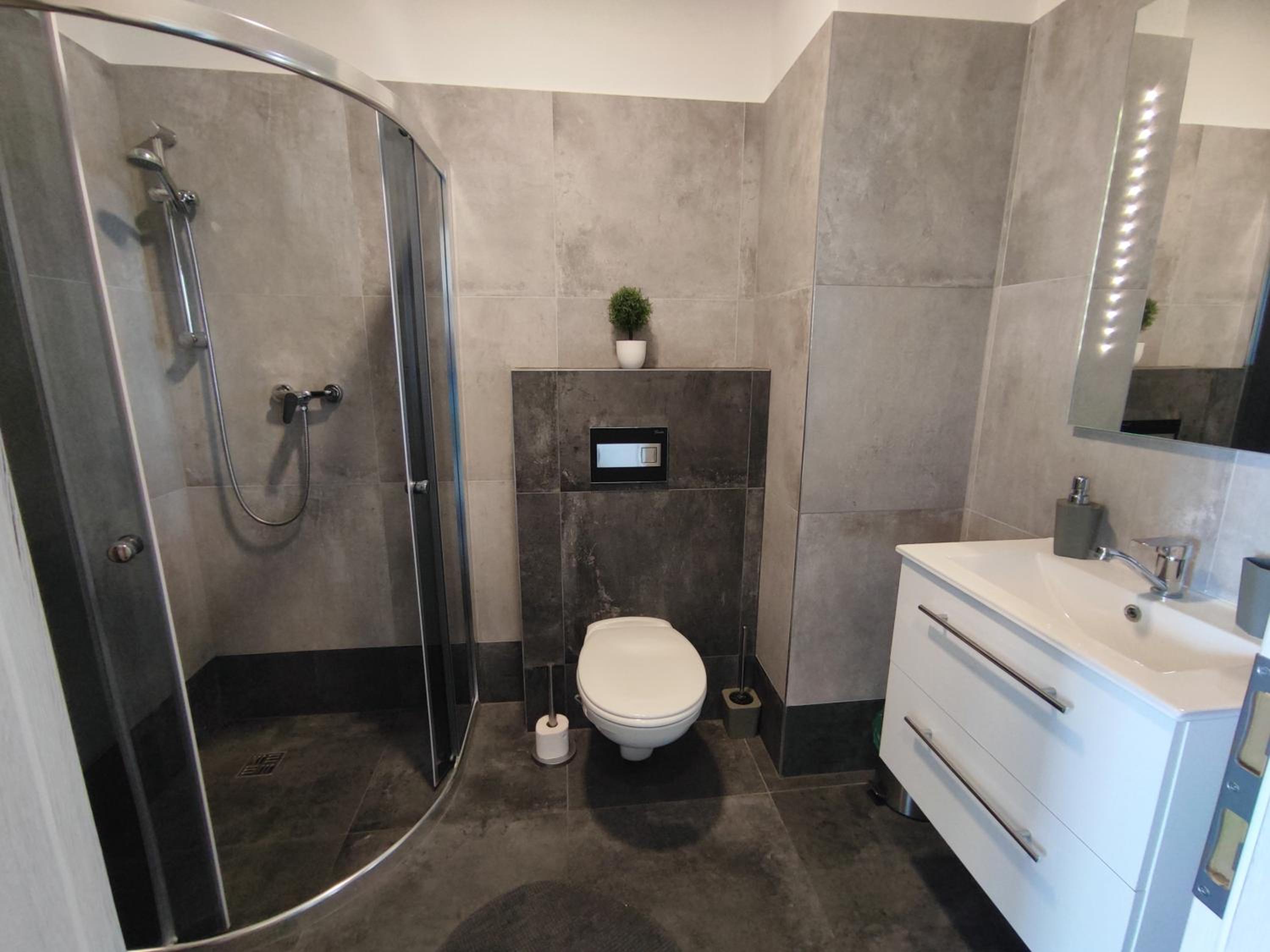 Deluxe Apartment with Air Conditioning