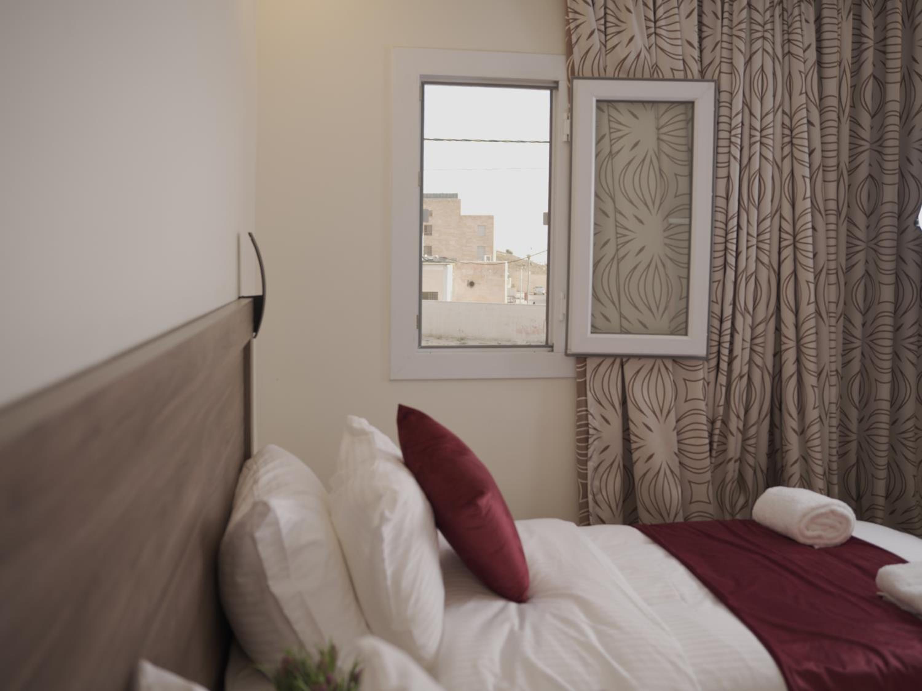 Standard Twin Room photo 3
