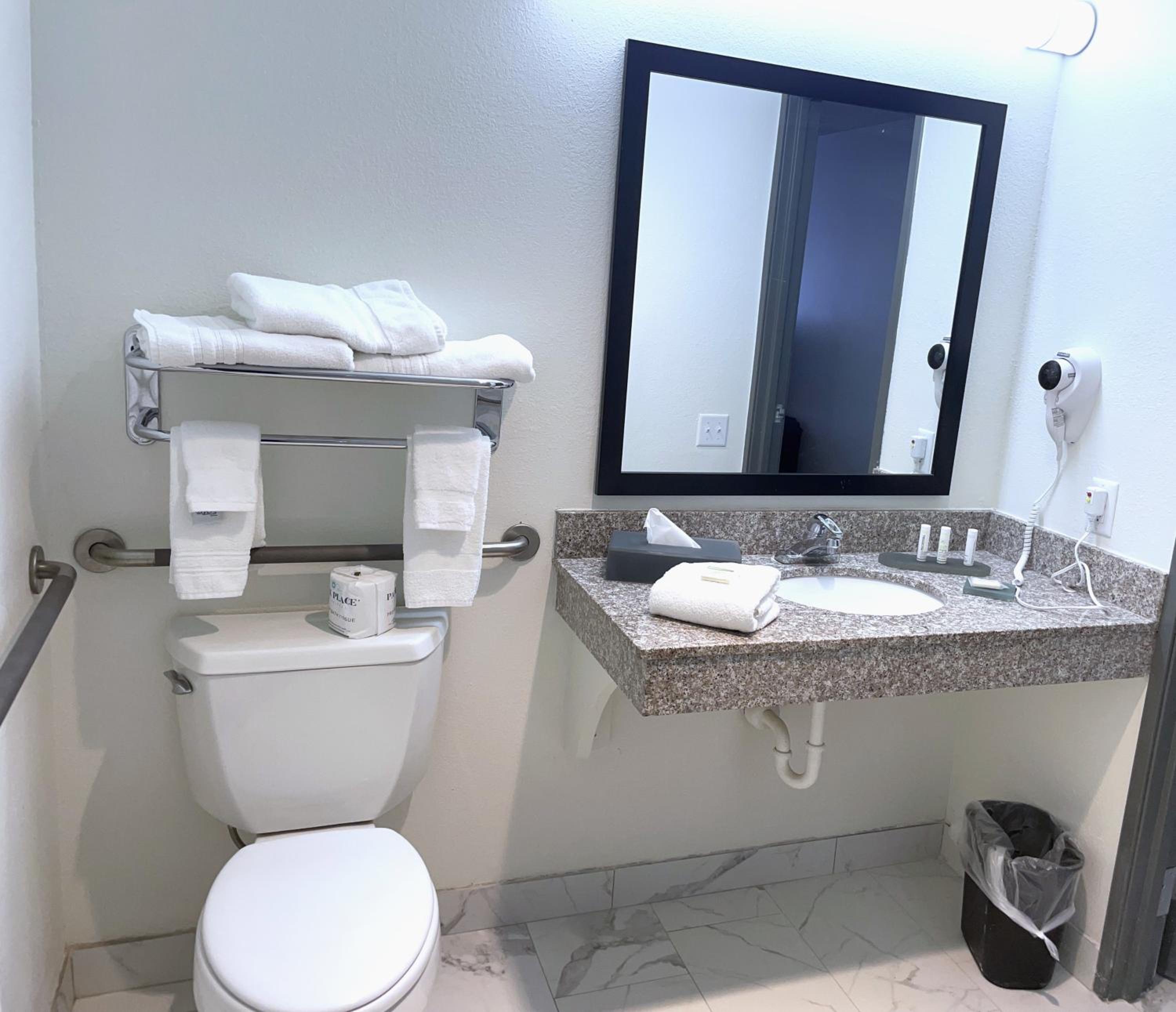 Ramada by Wyndham Waupaca, Foto 11
