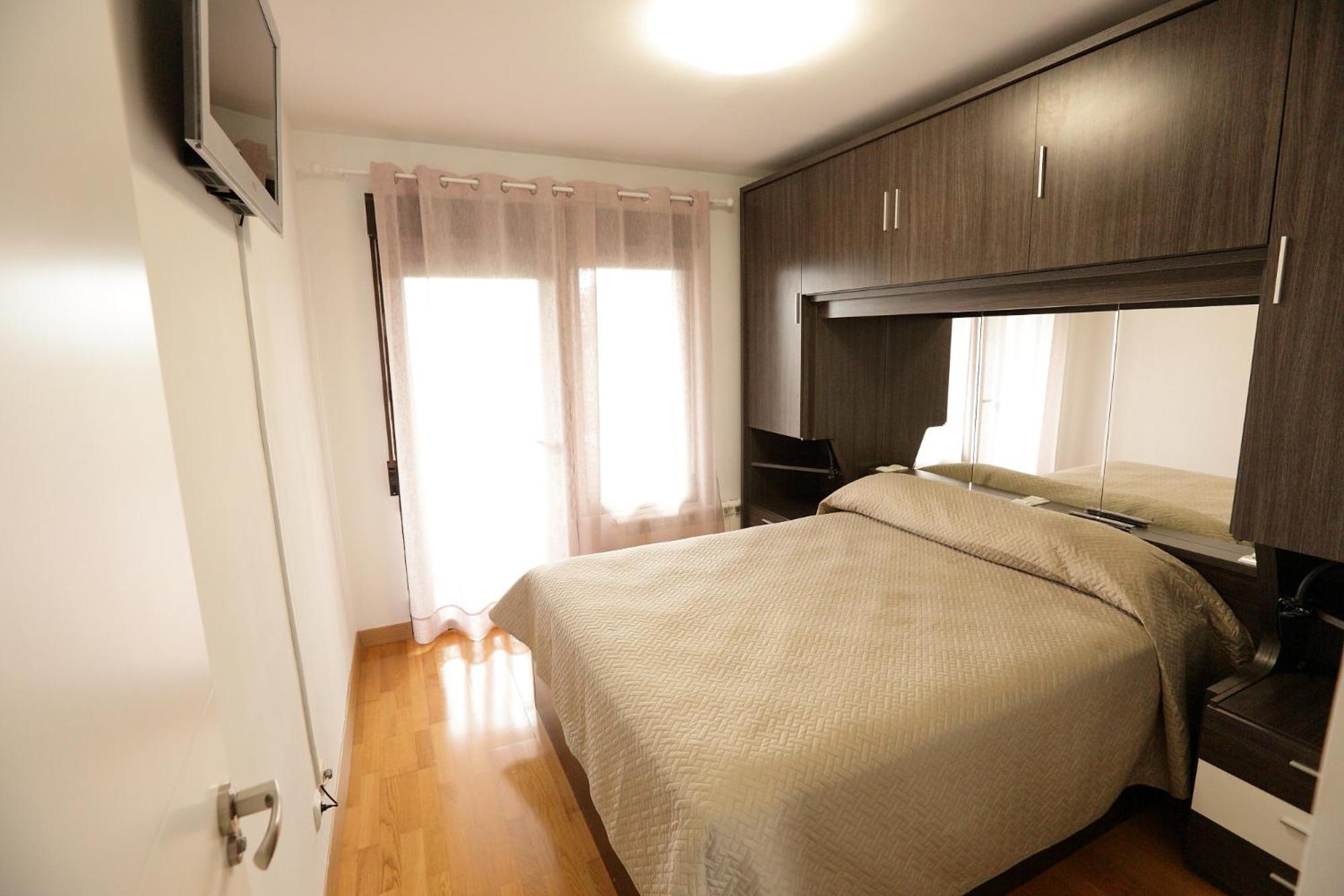 Two-Bedroom Apartment photo 3