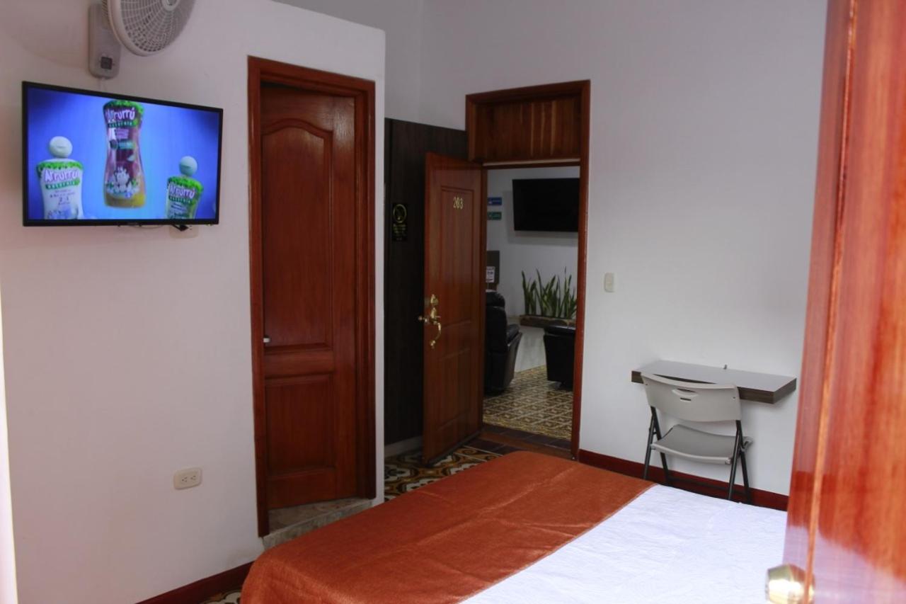 Double Room with Balcony photo 1