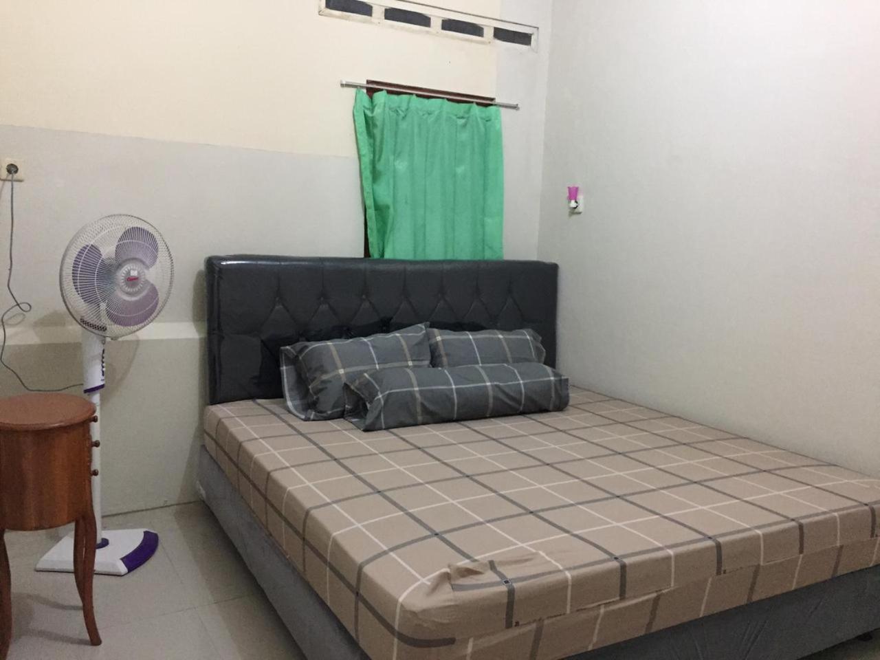 Standard Double Room with Fan photo 1