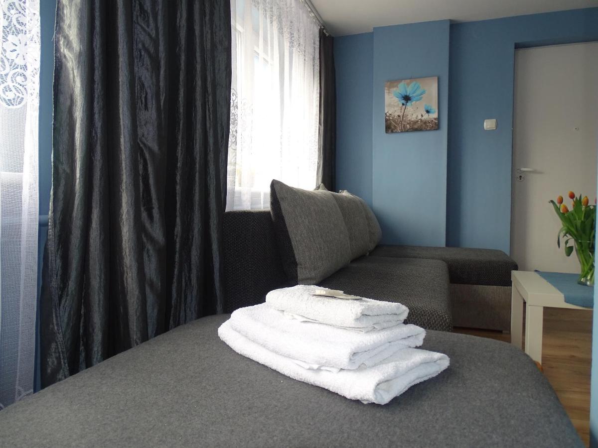 Triple Room with Bathroom - Photo 6