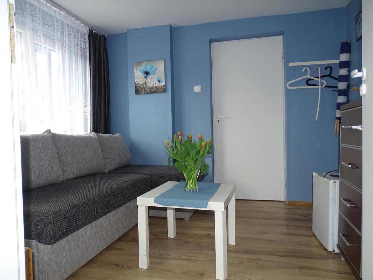 Triple Room with Bathroom - Photo 7