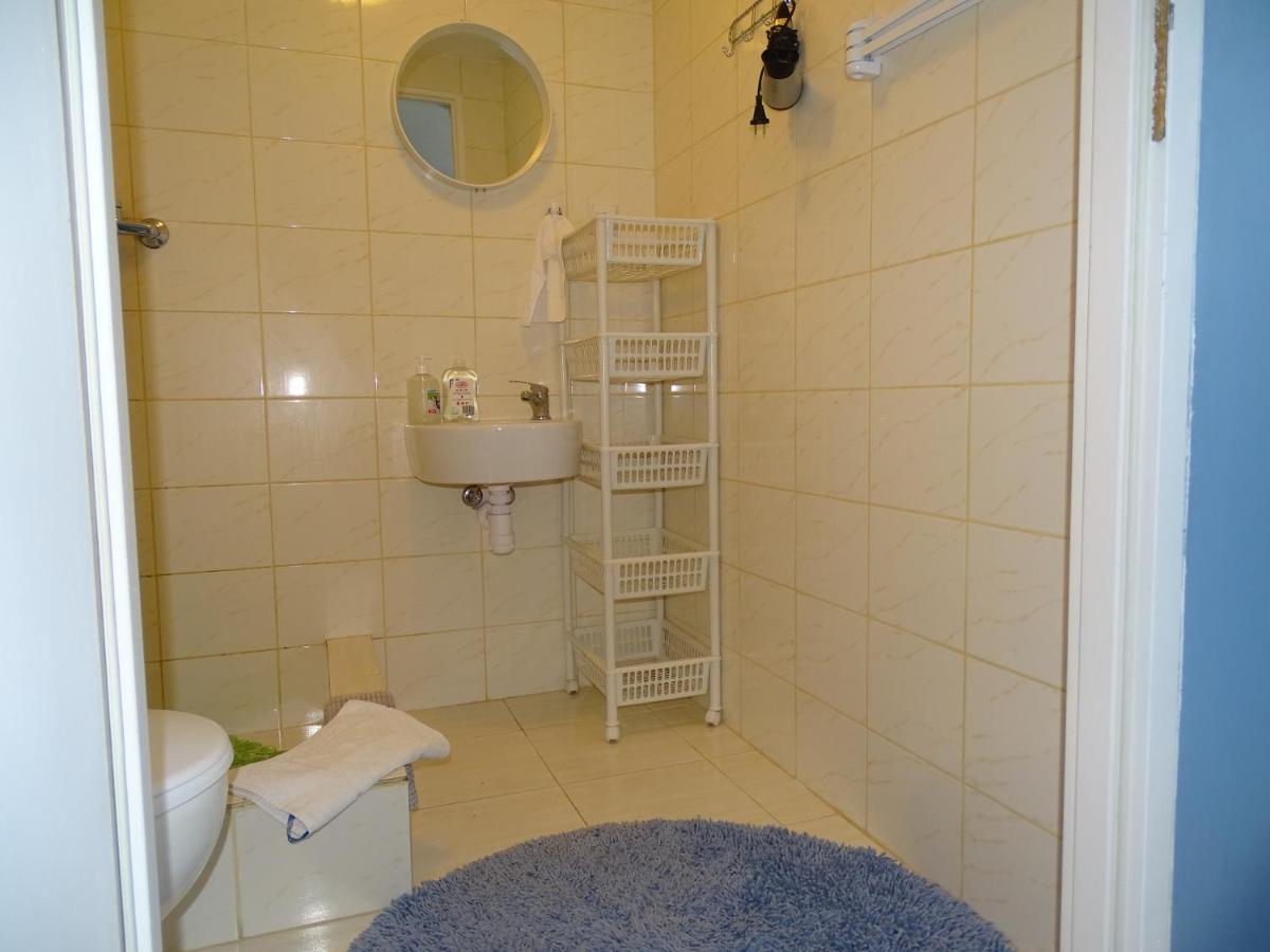 Triple Room with Bathroom - Photo 13