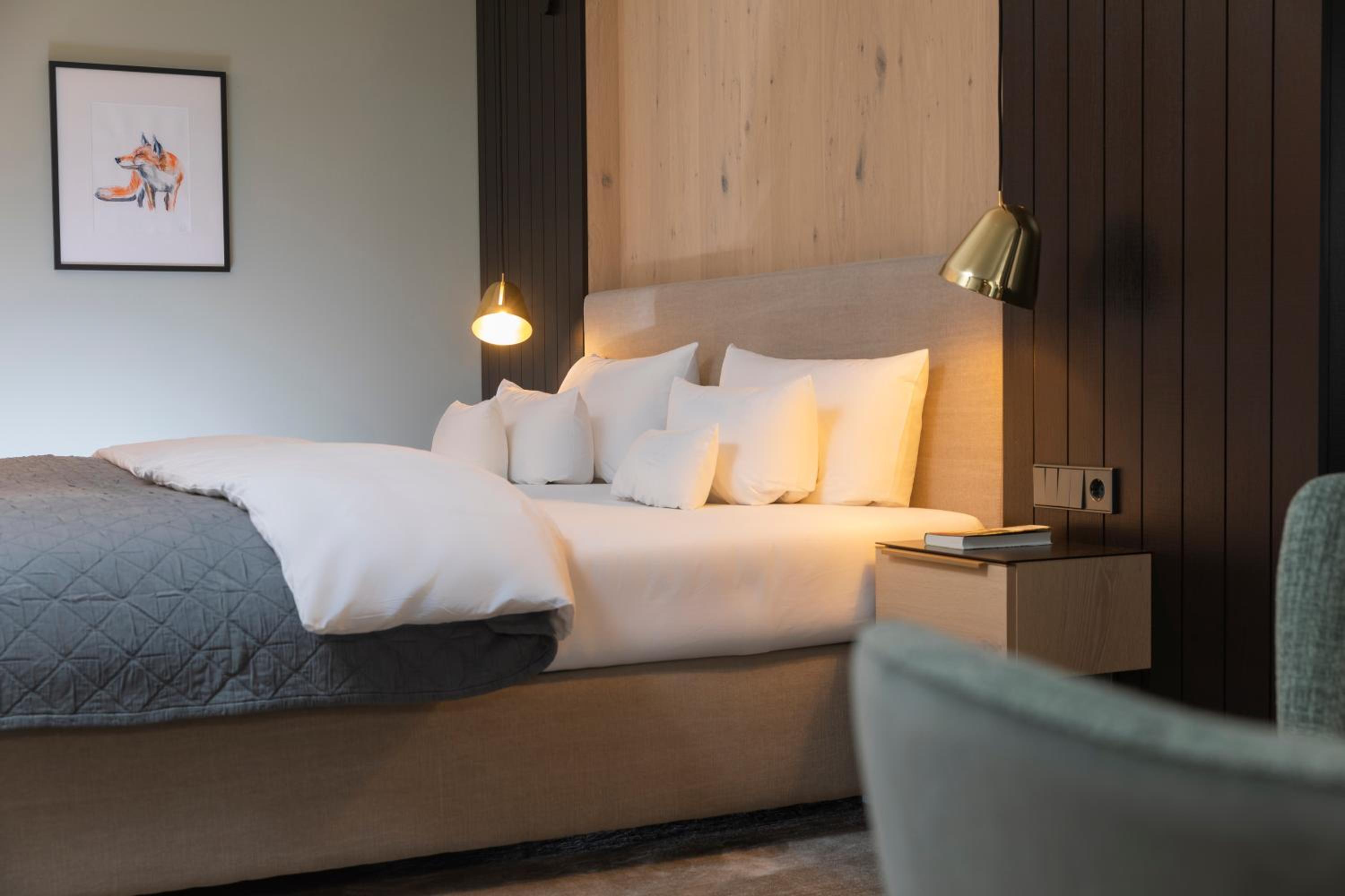 Modern Double Room - Photo 1