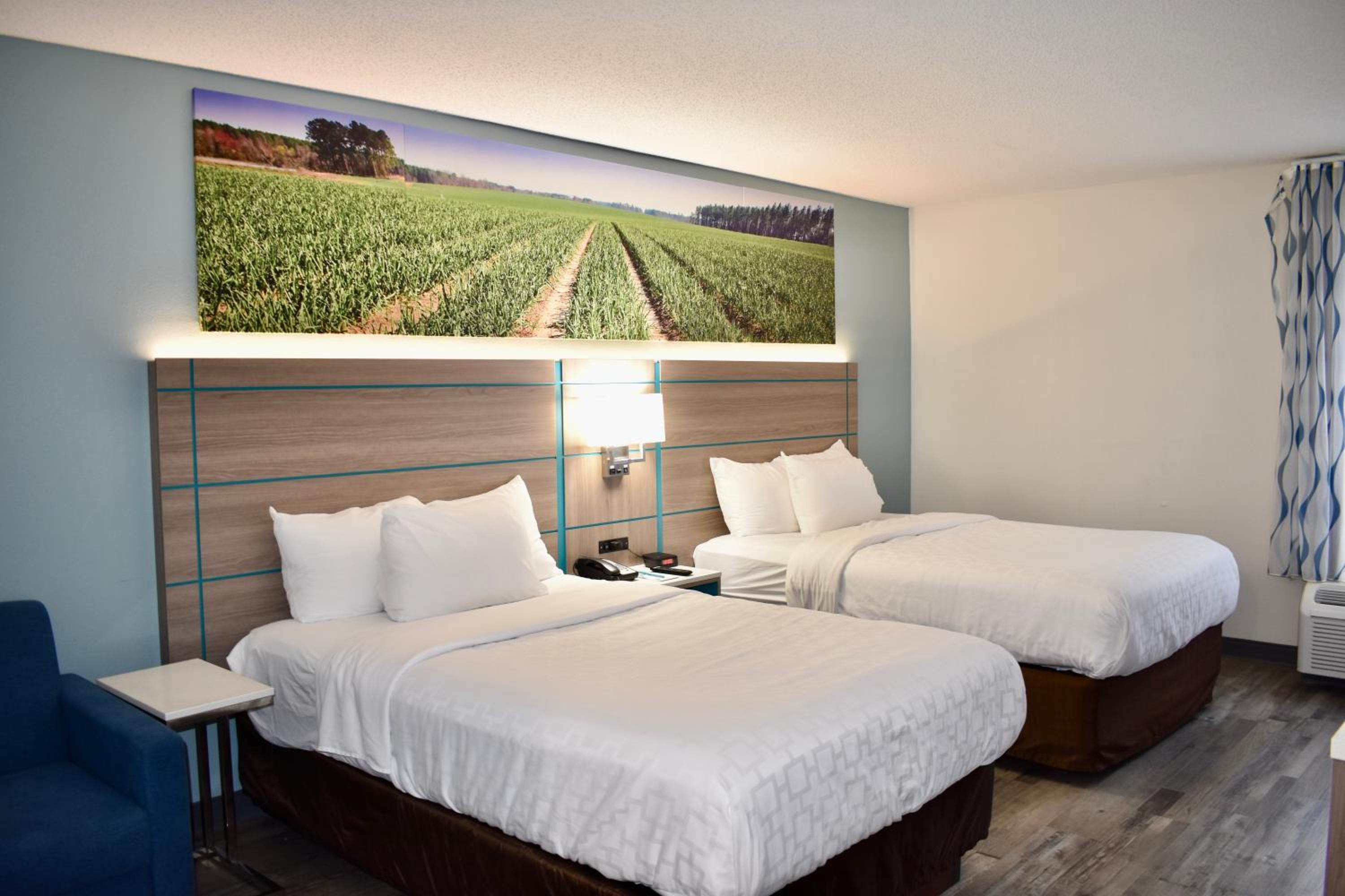 Double Room with Two Double Beds - Non-Smoking - Photo 4