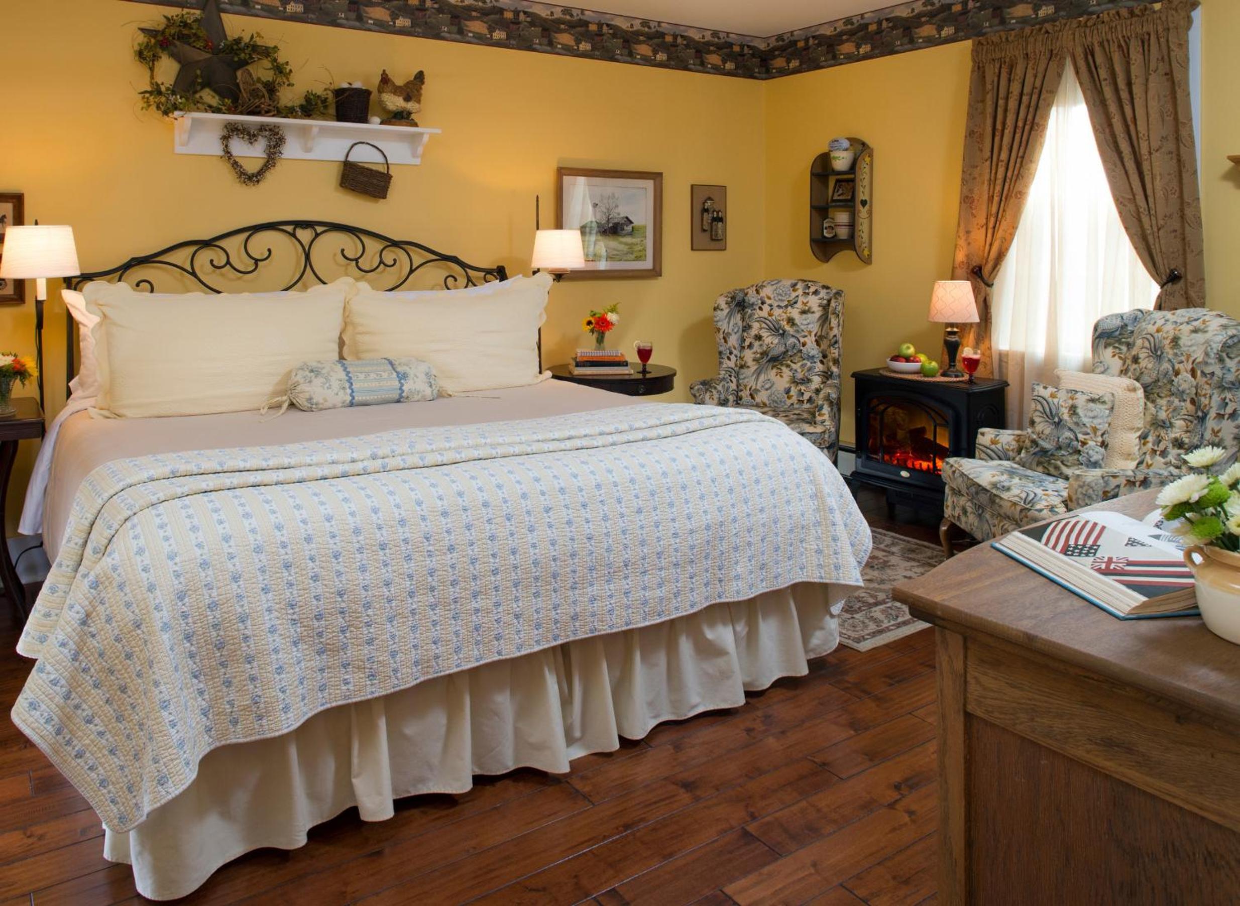 Deluxe King Room