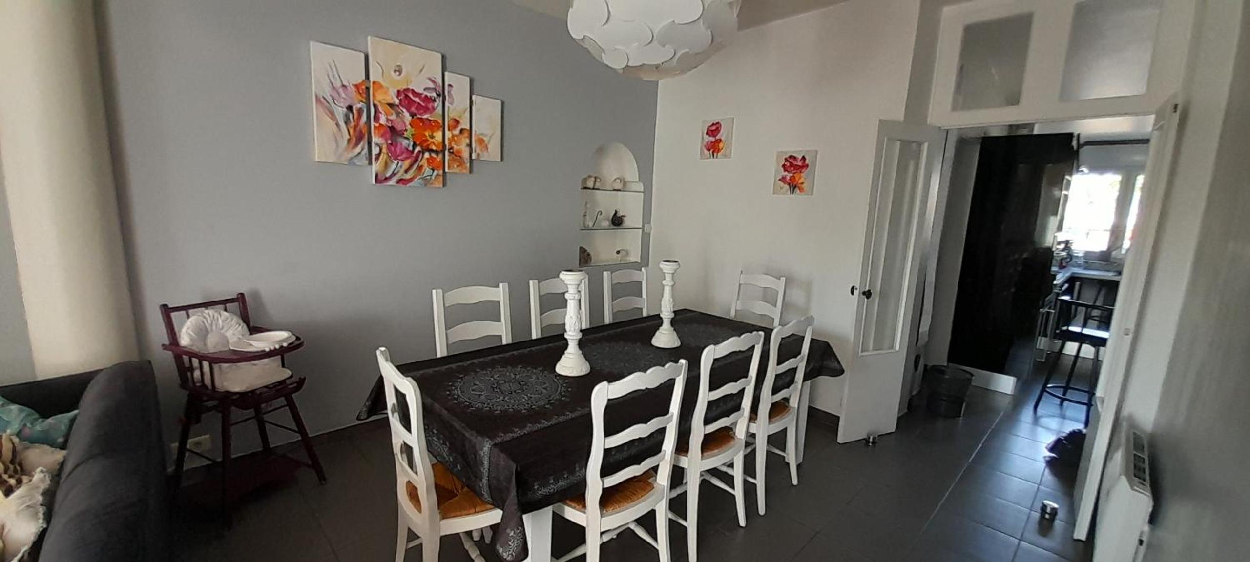 Three-Bedroom House - Photo 23