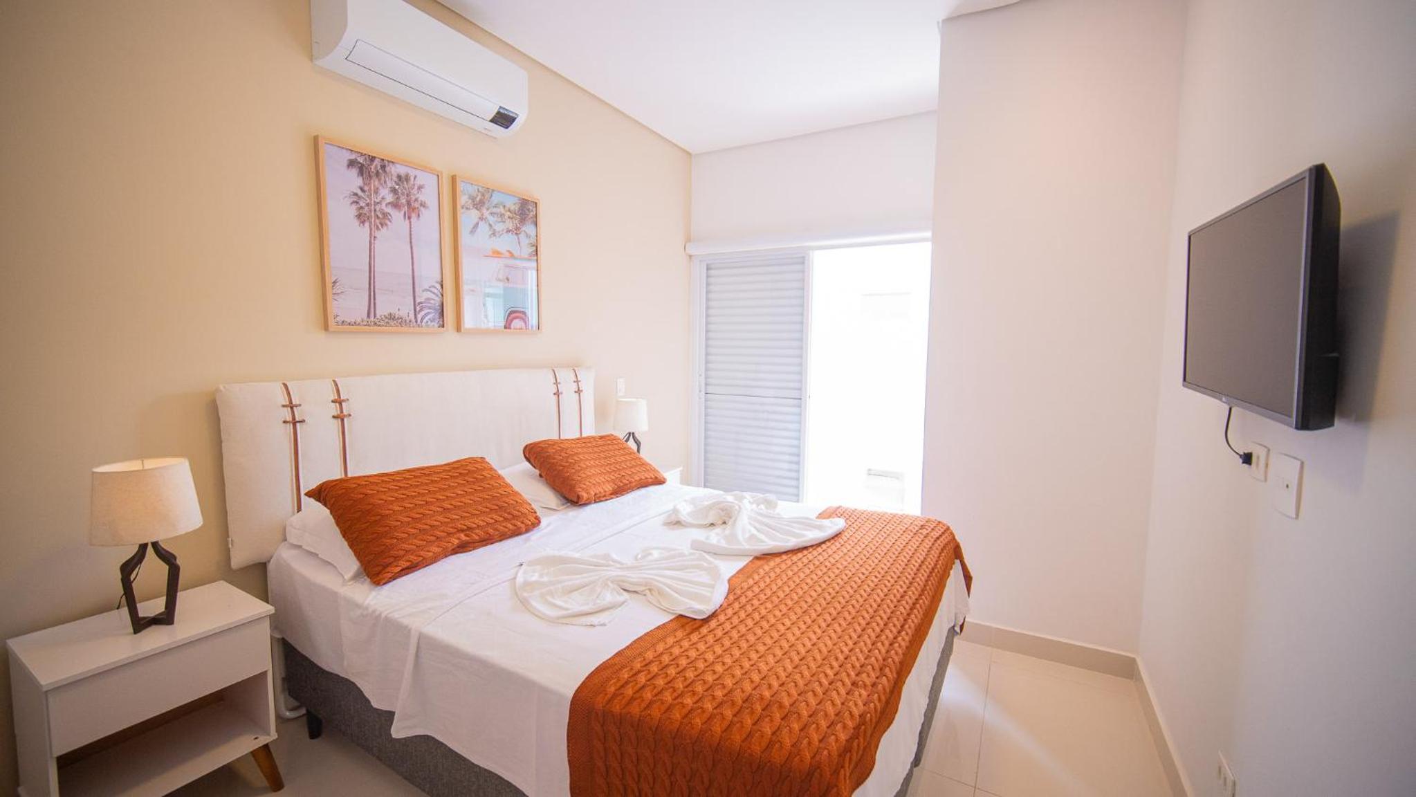 Three-Bedroom Apartment - Photo 18