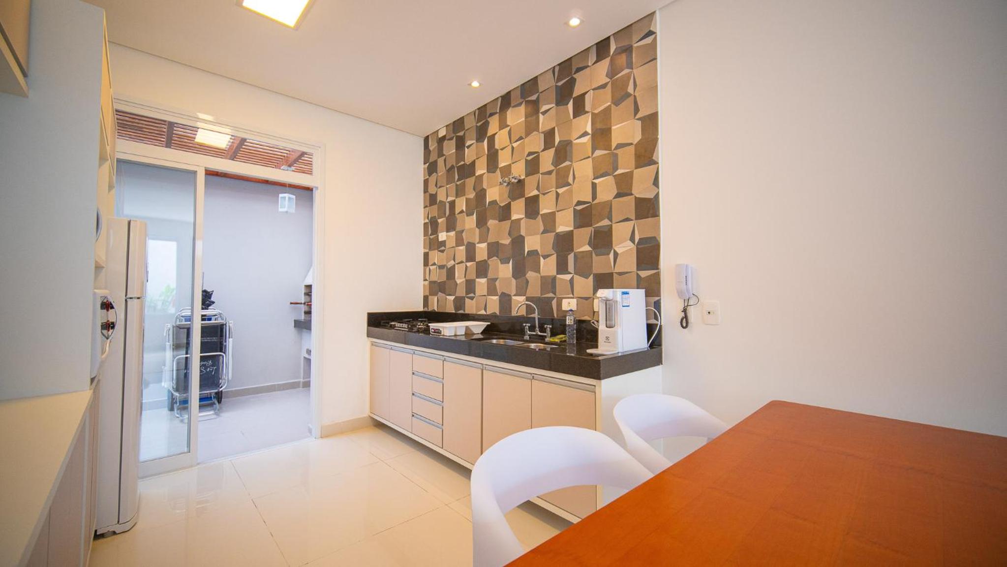 Three-Bedroom Apartment - Photo 44
