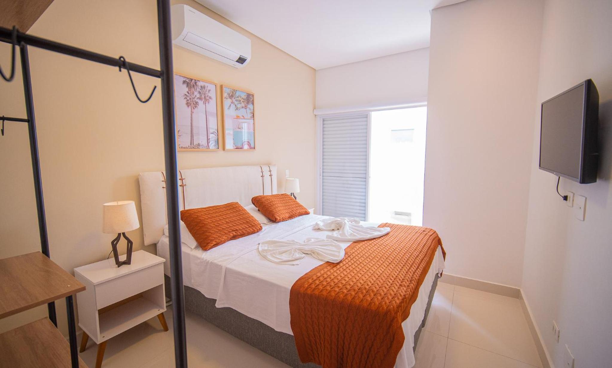 Three-Bedroom Apartment - Photo 128
