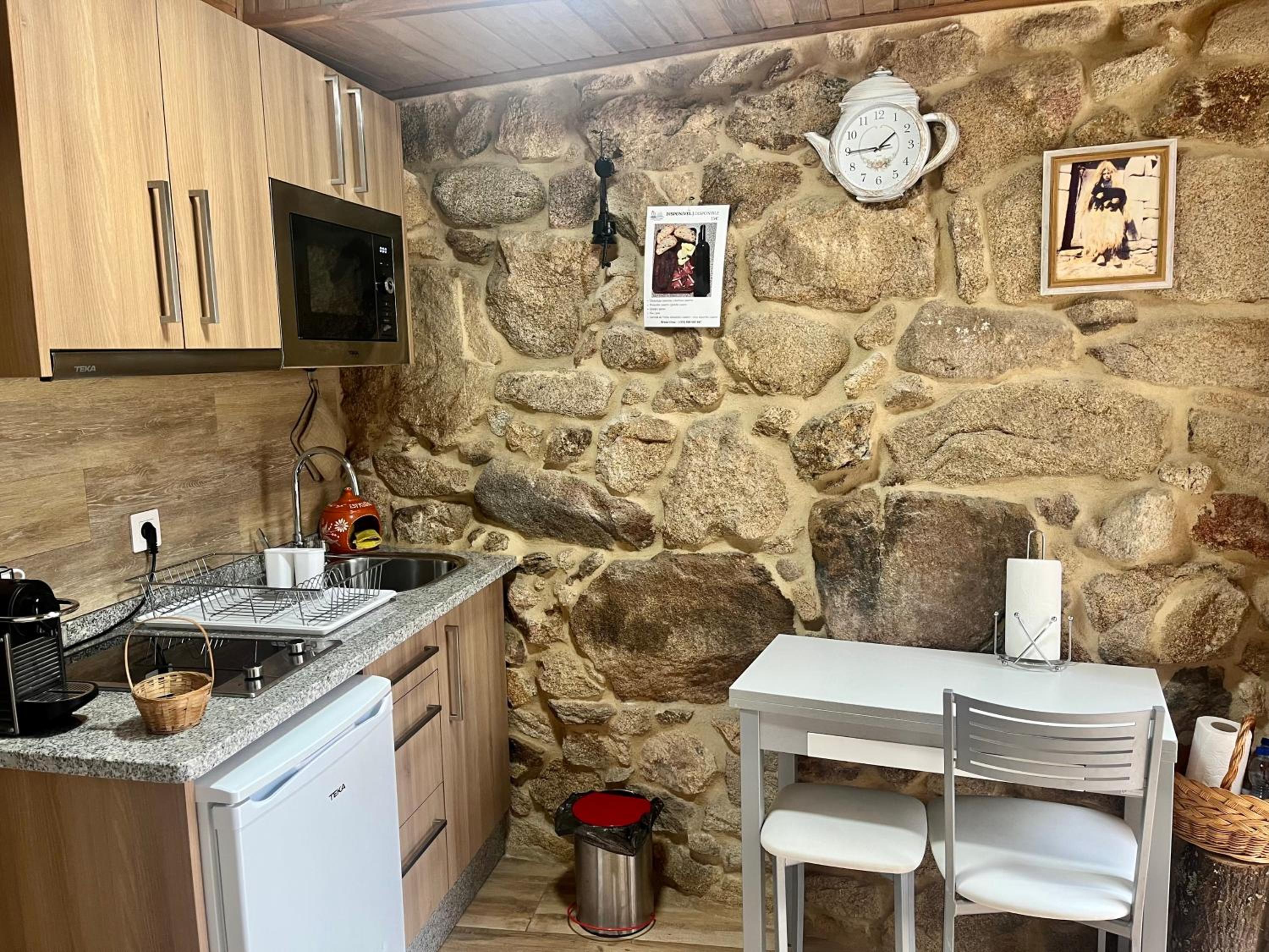 One-Bedroom House photo 2