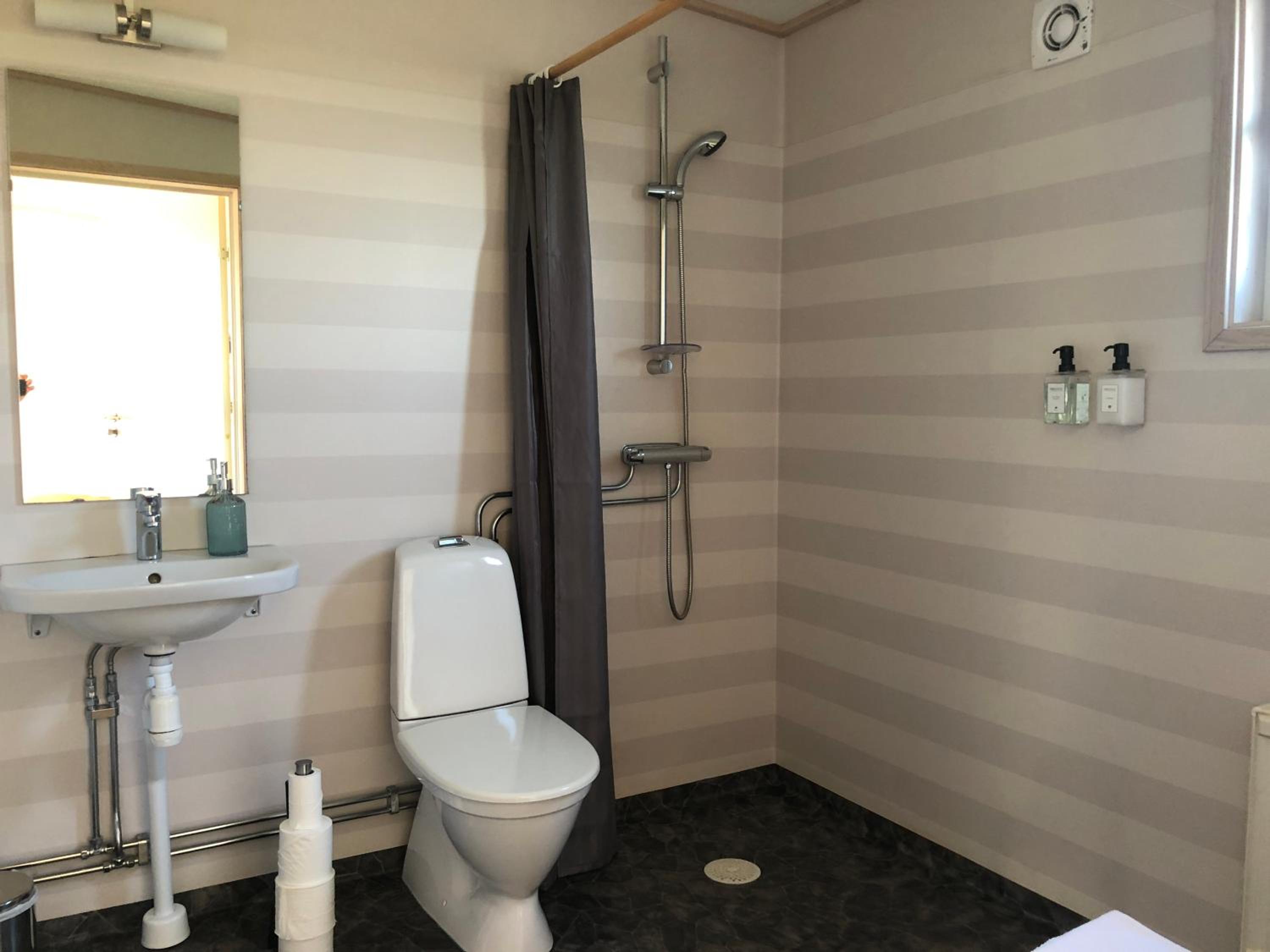 Double Room with Patio photo 3