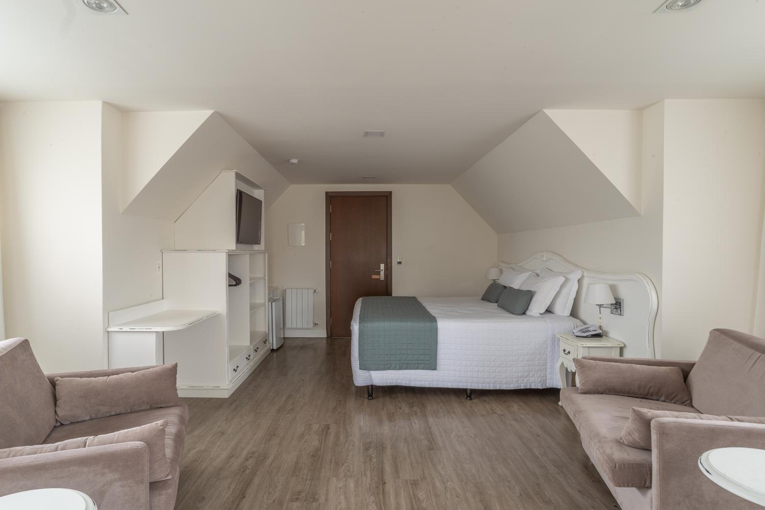 Suite with Spa Bath