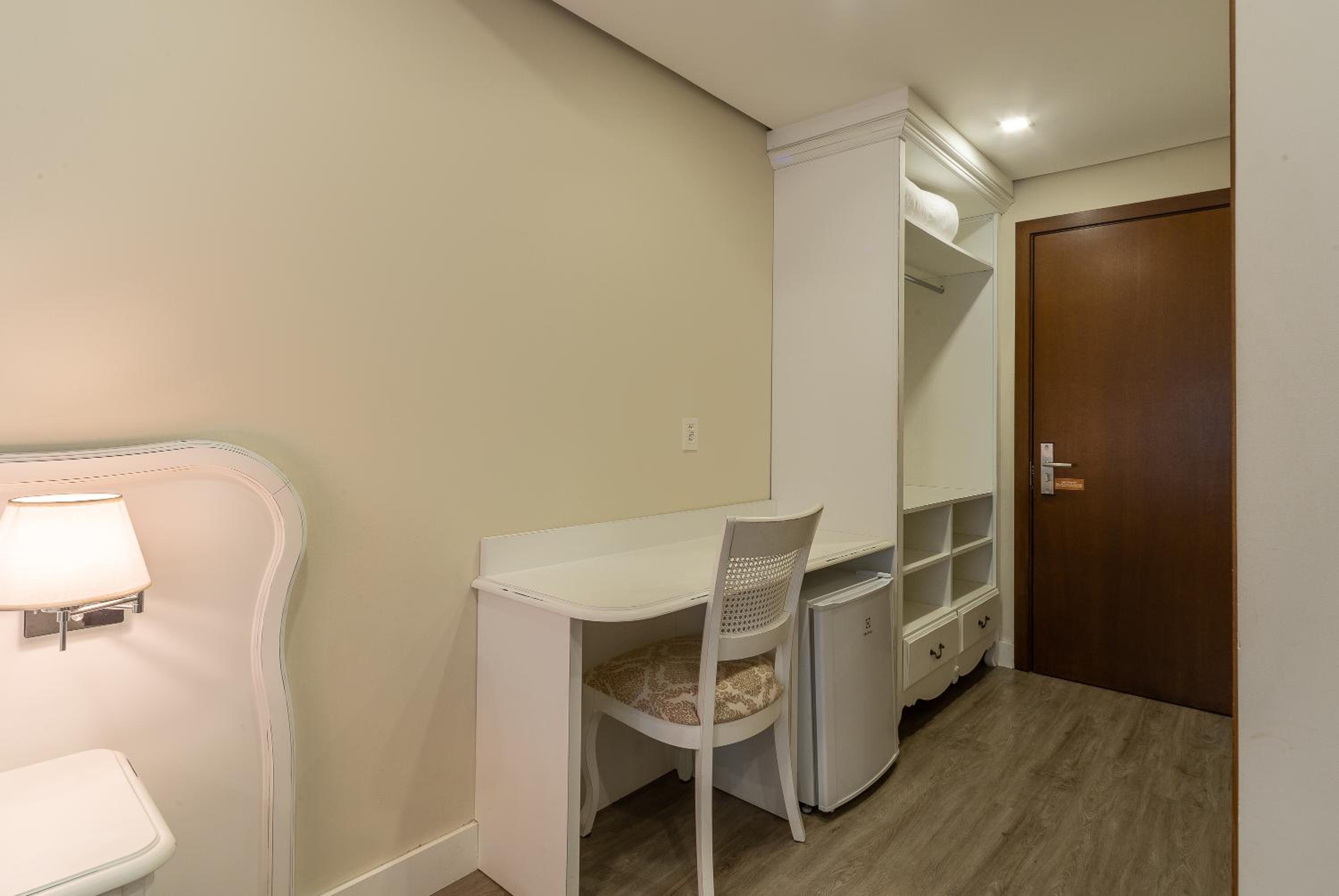 Large Double or Twin Room