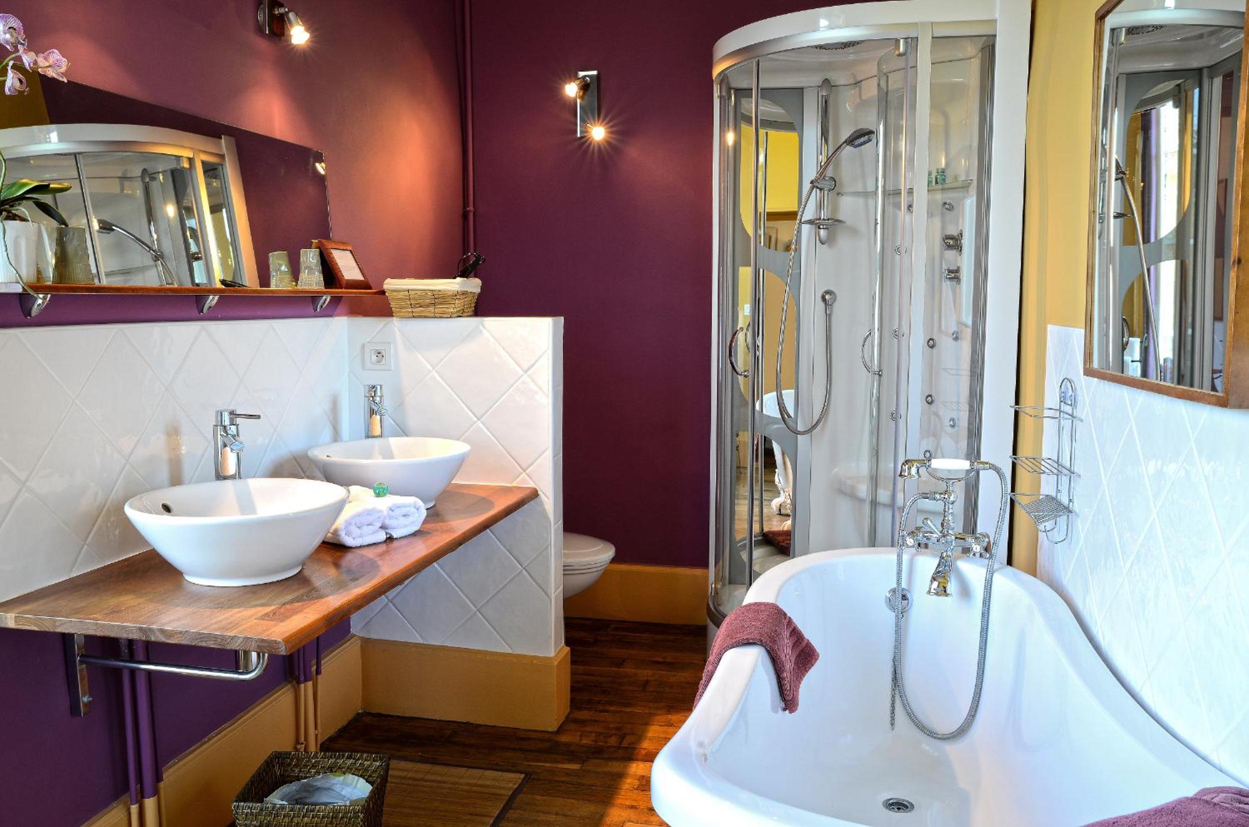 Comfort Double or Twin Room with Bath photo 3