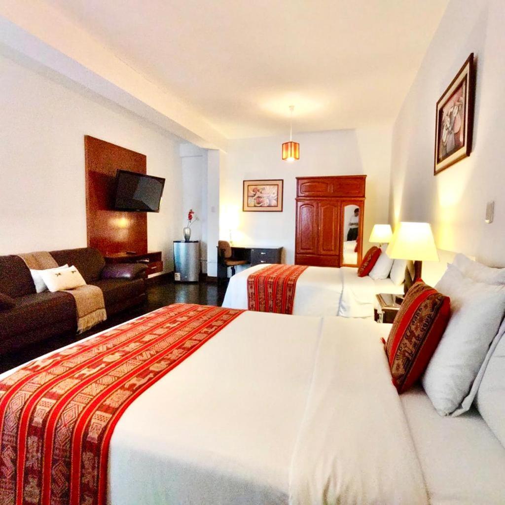 Quadruple Room - Photo 1