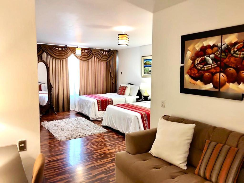 Deluxe Double Room with Two Double Beds - Photo 10