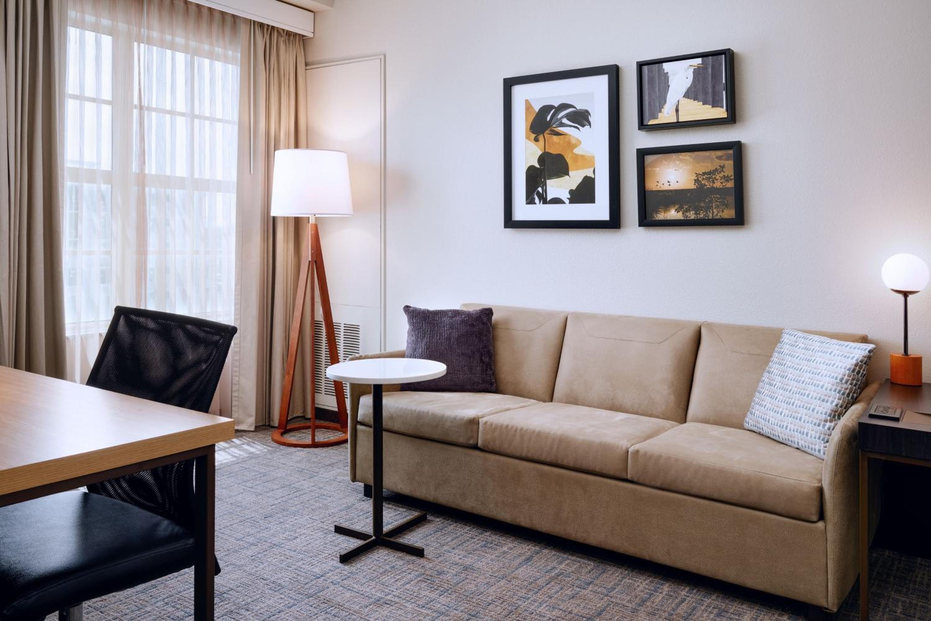 Two-Bedroom Suite - Photo 13