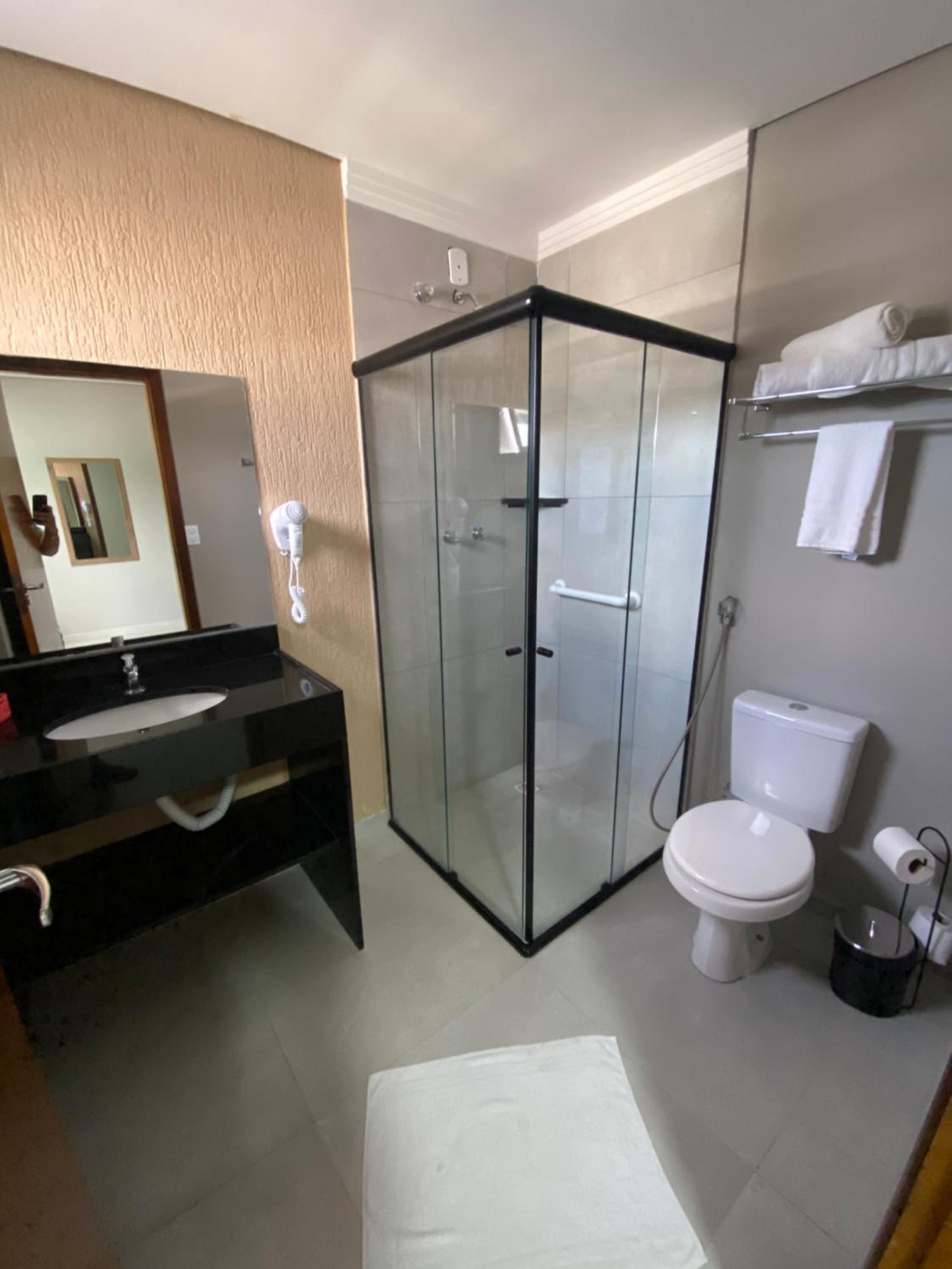 Quadruple Room - Photo 3
