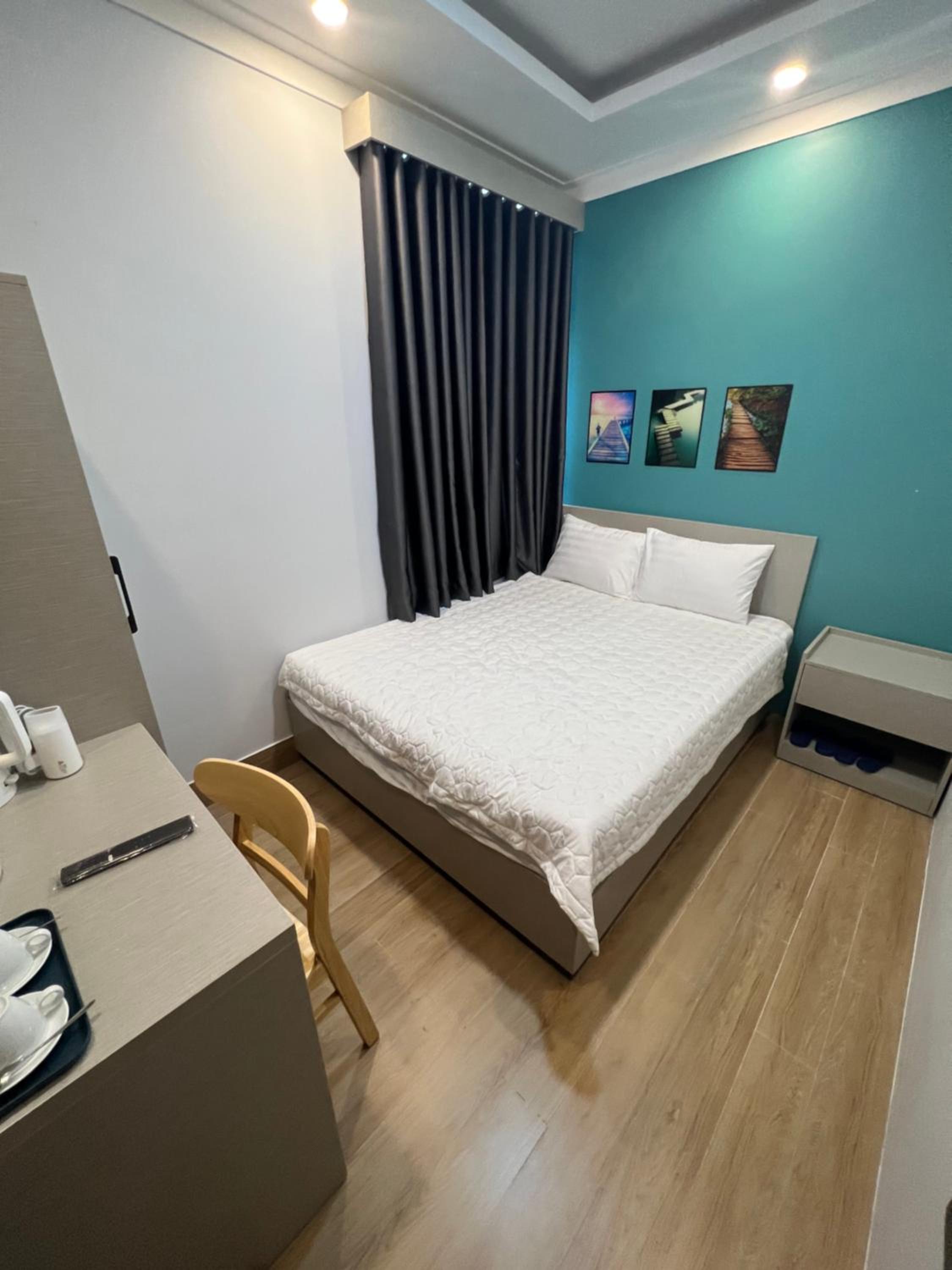 Standard King Room photo 1