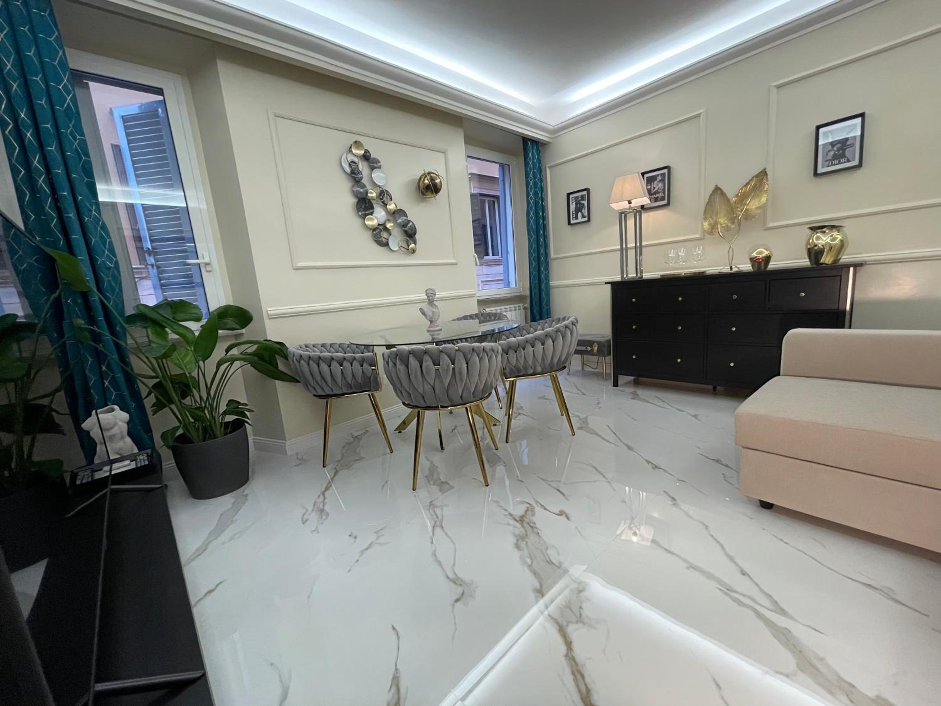 One-Bedroom Apartment