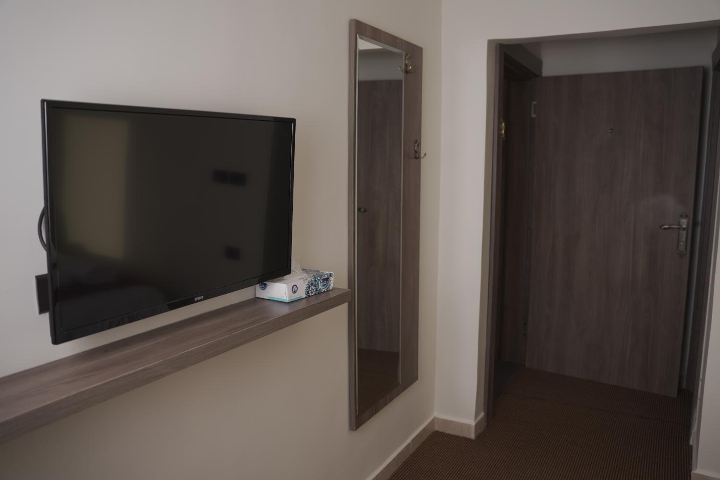 Standard Twin Room photo 2