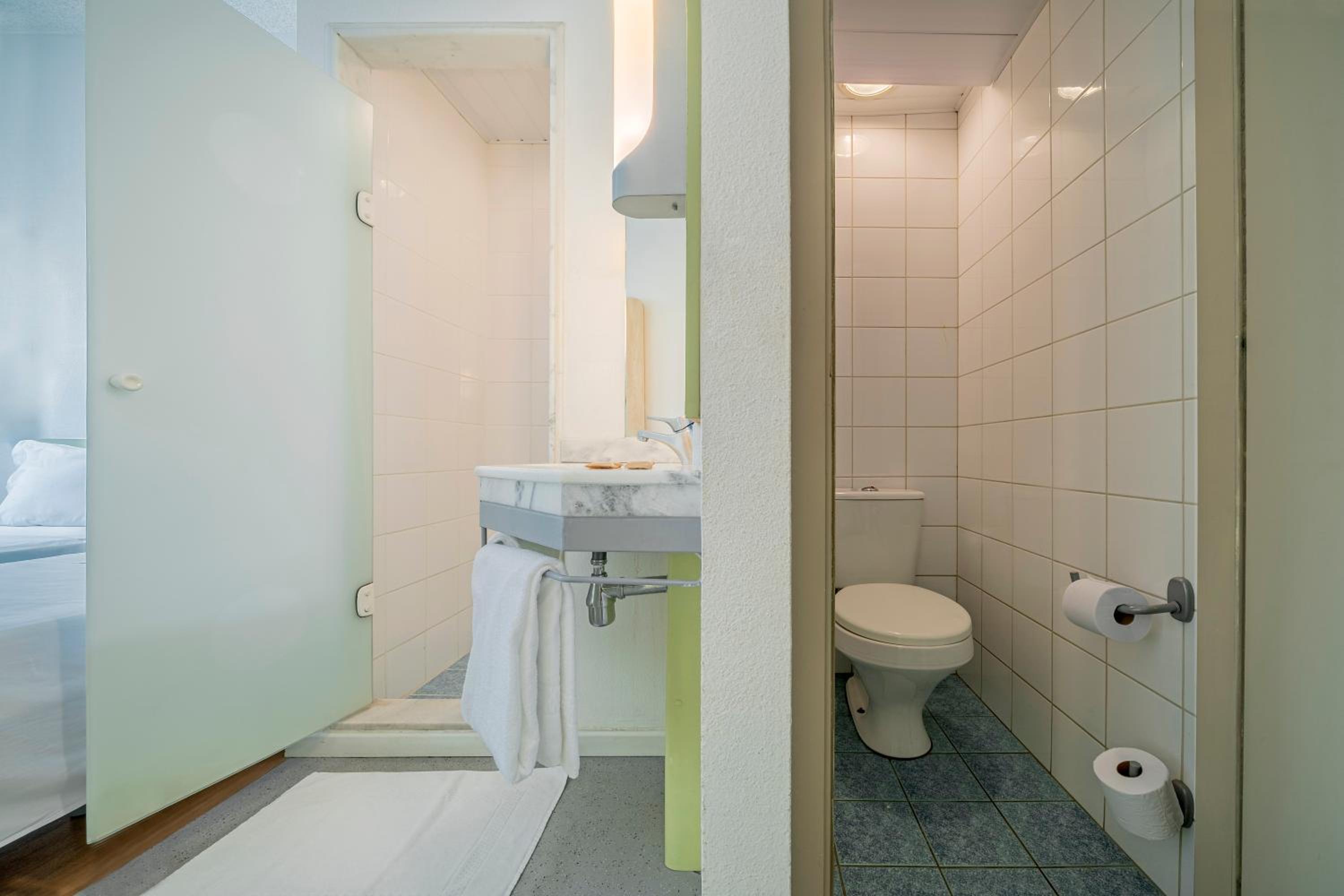 Standard Apartment with Double Bed (2 Adults) photo 2