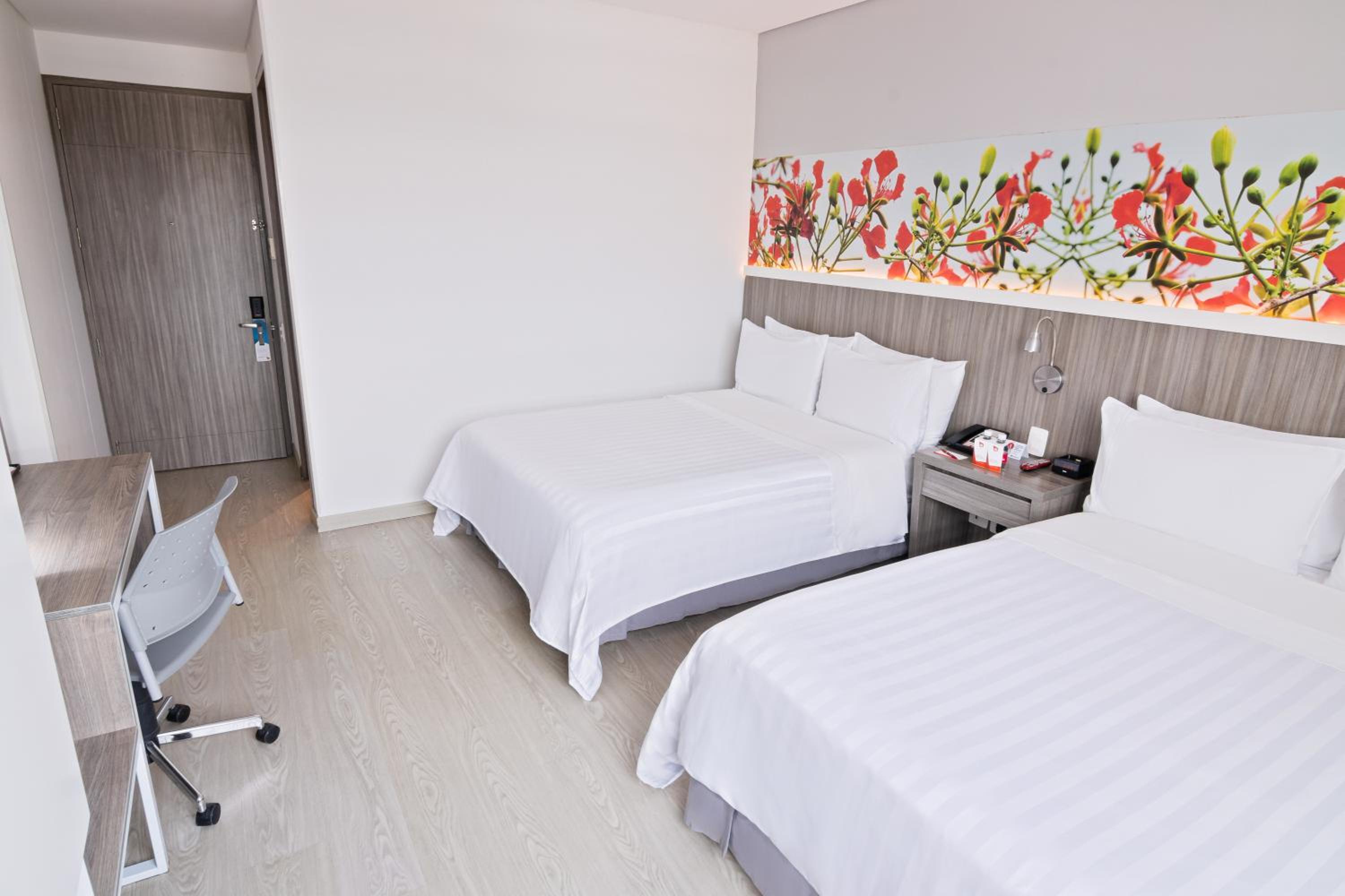 Standard Twin Room photo 2