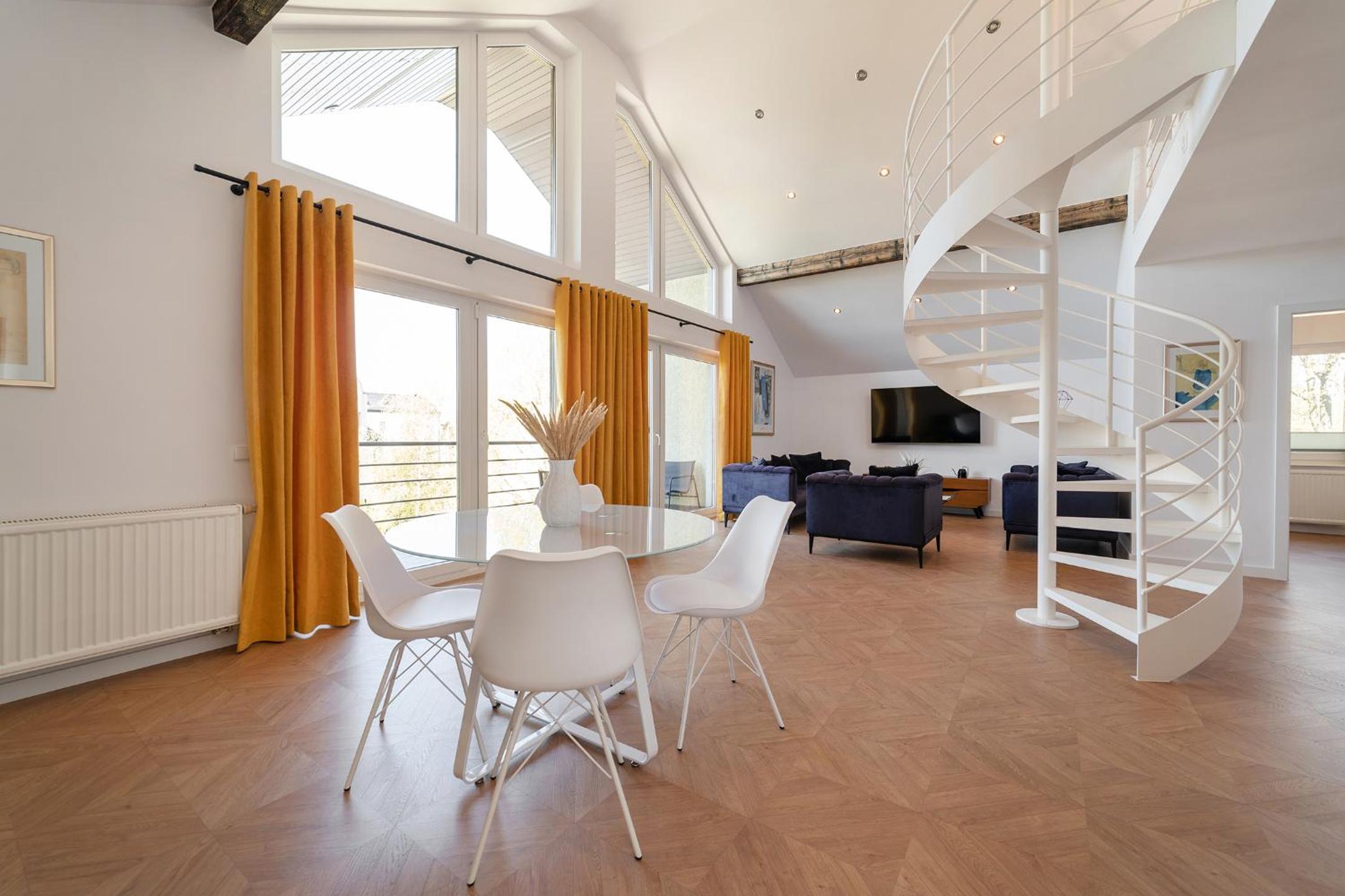 Penthouse Apartment photo 2