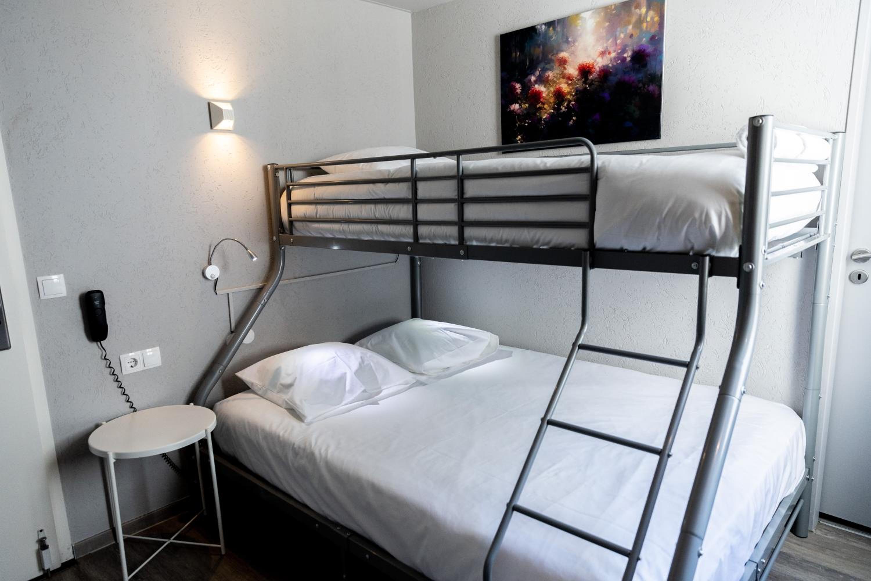 Triple Room - Photo 1
