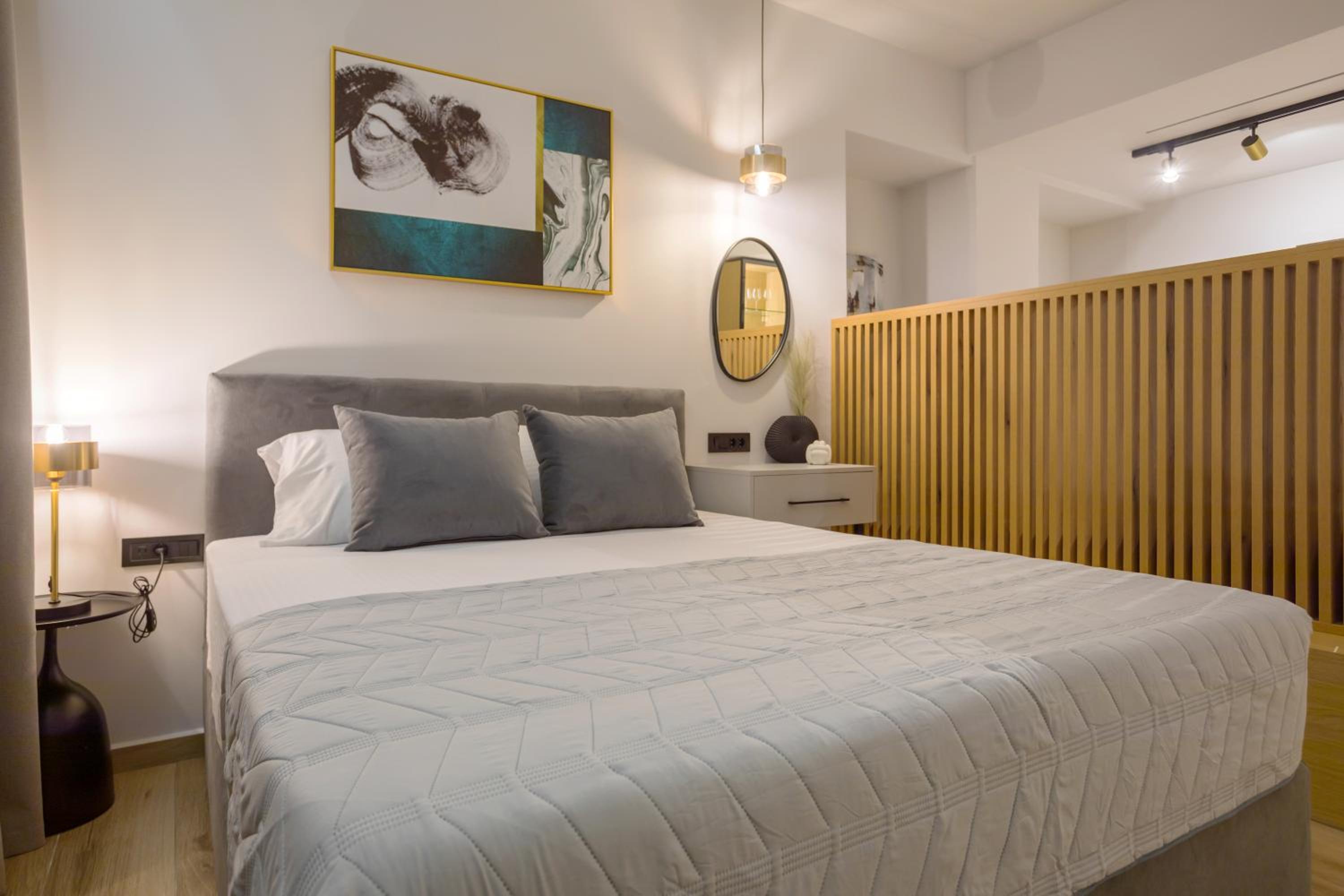 Queen Suite with Sea View