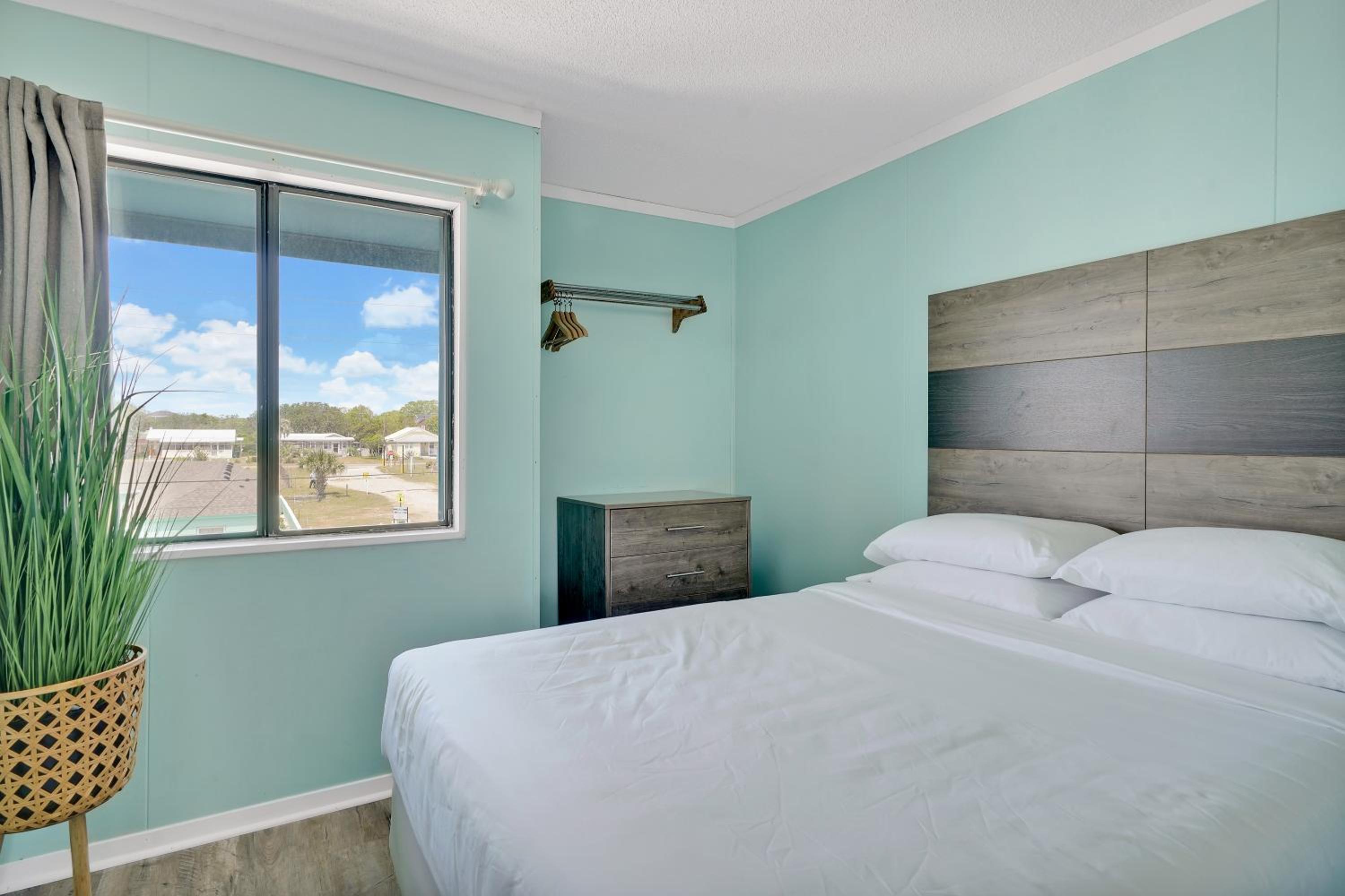Queen Suite with Sea View photo 1
