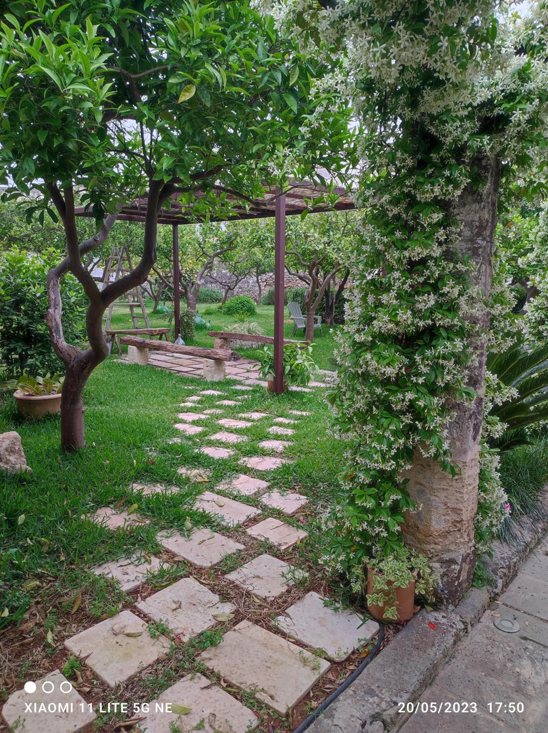 Double Room with Garden View - Photo 34