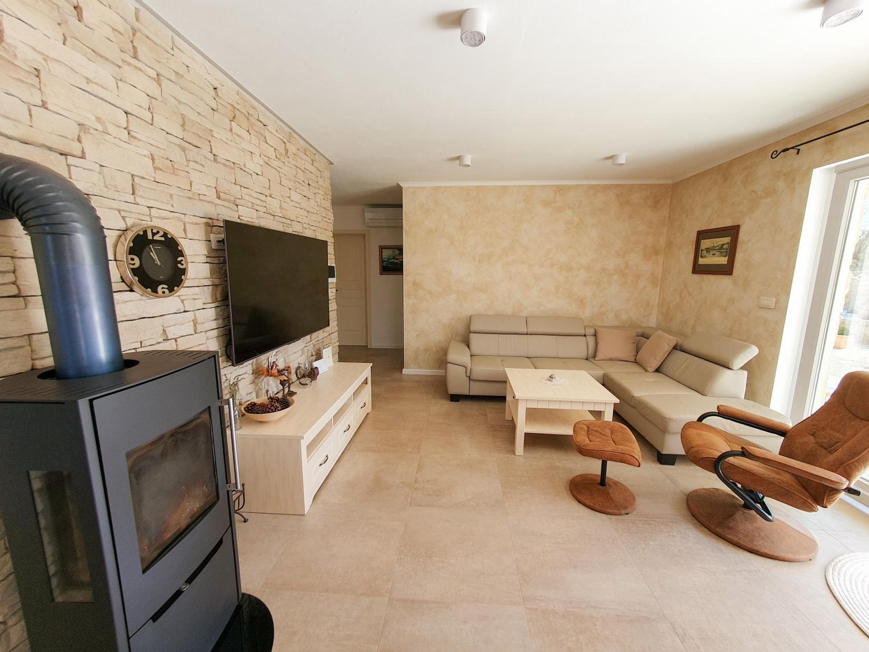 Villa photo 1