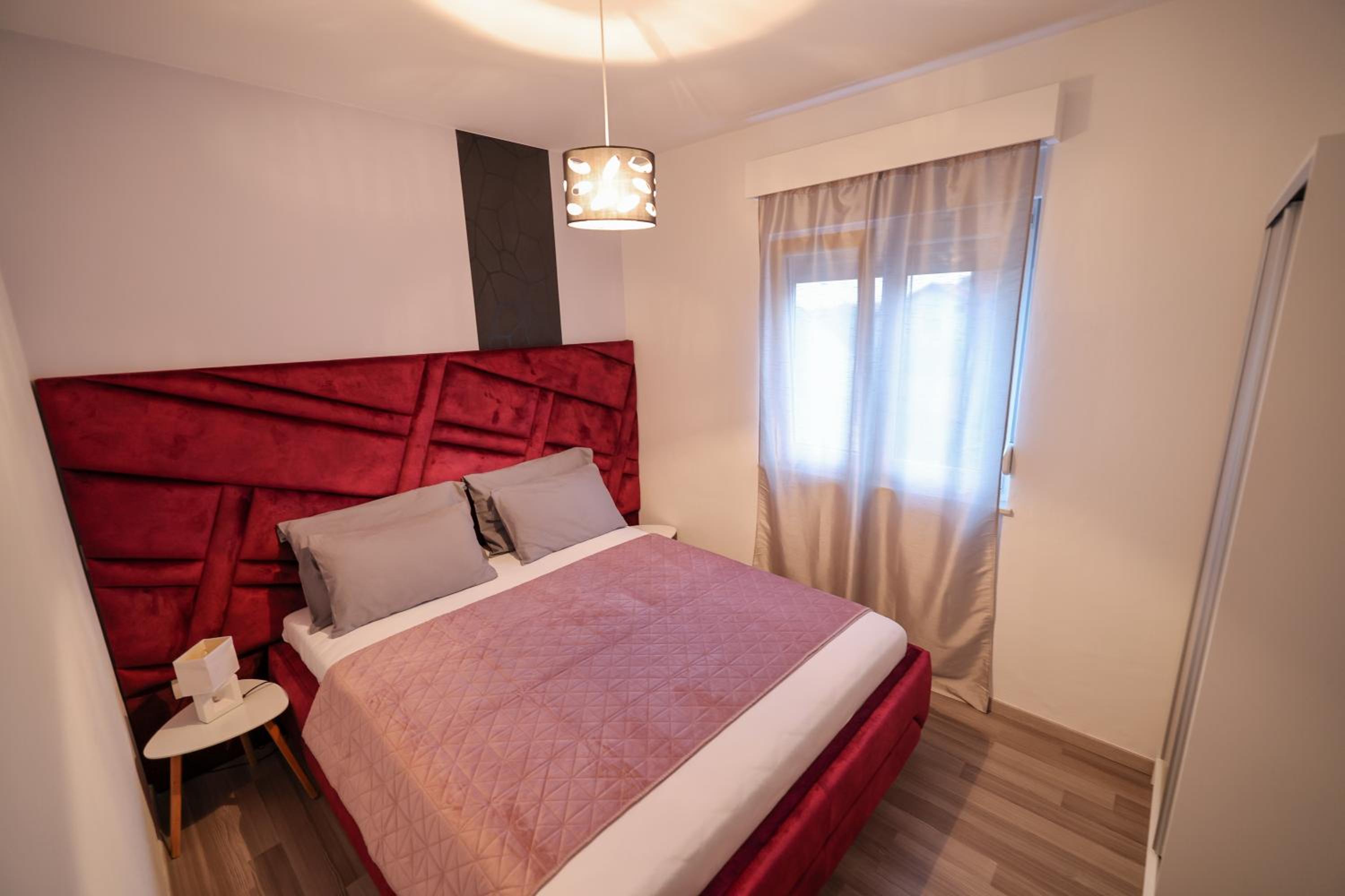 Deluxe Two-Bedroom Apartment with Pool View