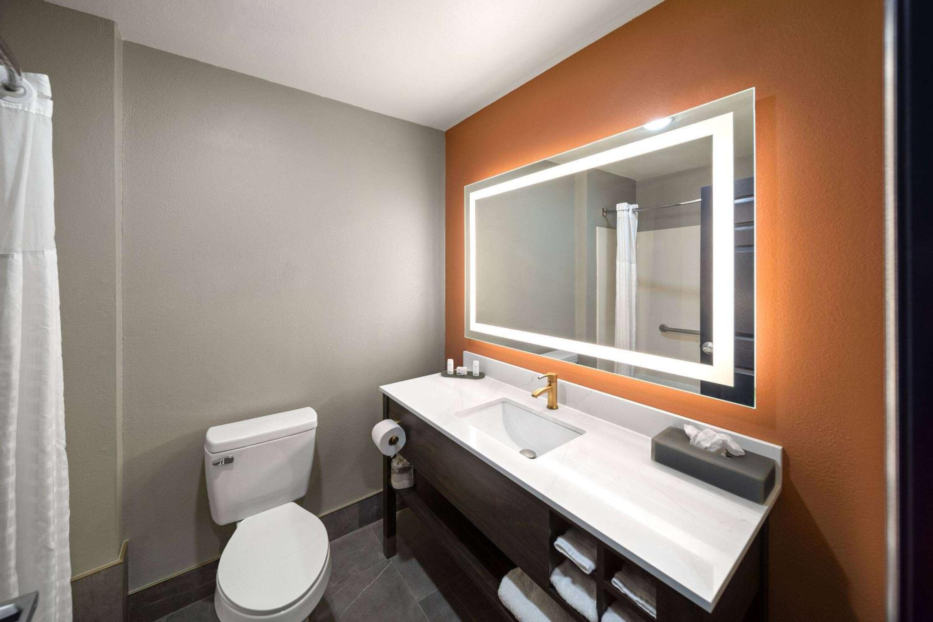 Two-Bedroom Suite