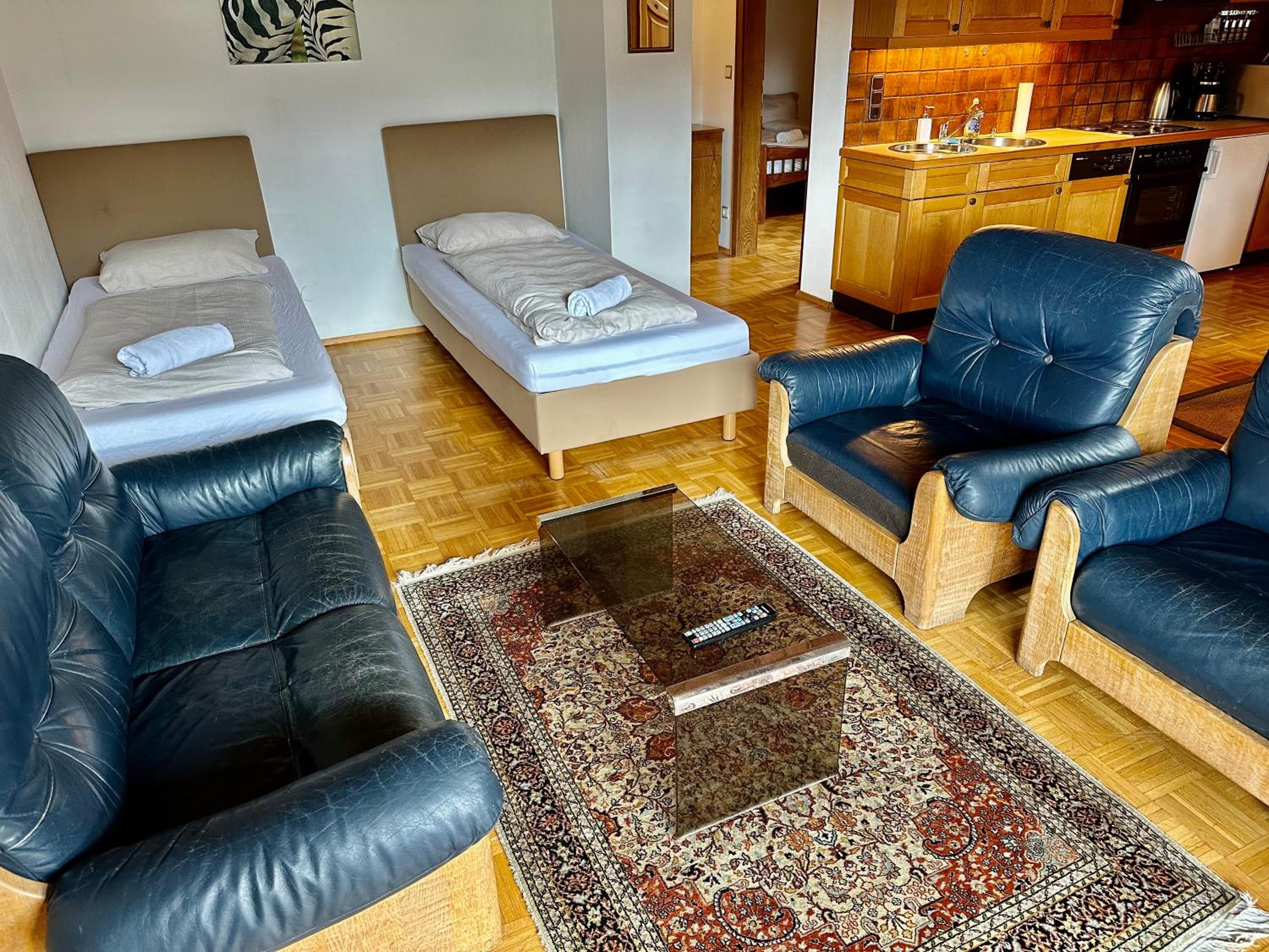 Apartment with Mountain View photo 2
