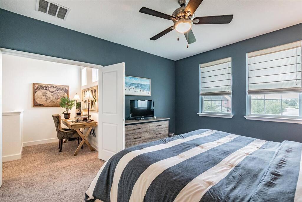Four-Bedroom House photo 1