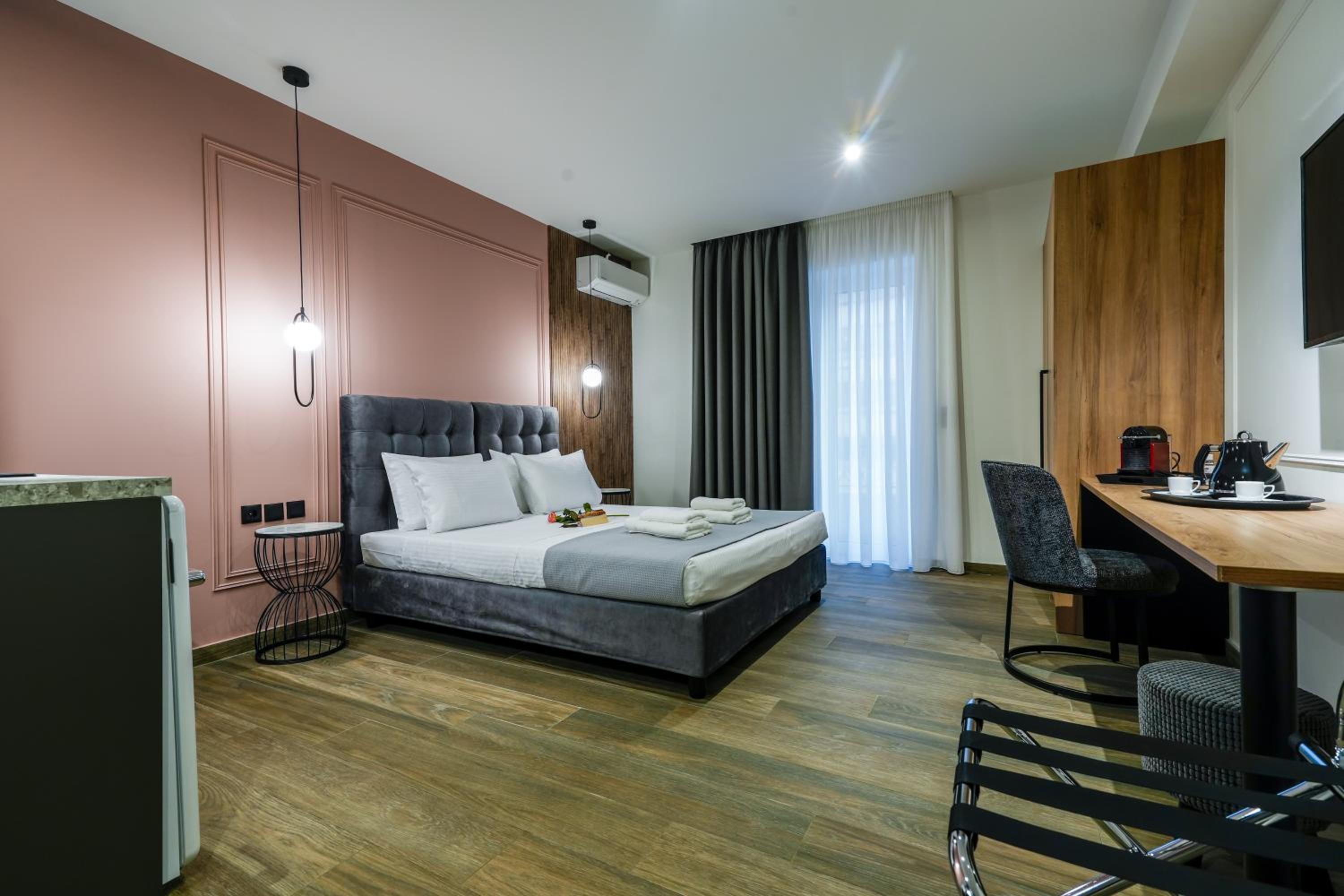 Junior Suite with Balcony photo 1