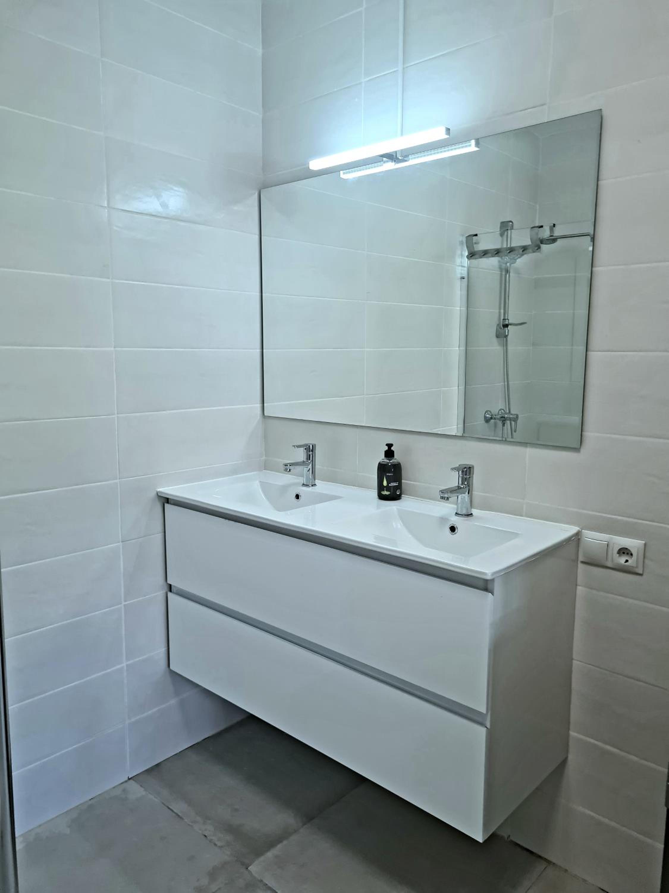 Two-Bedroom House photo 2