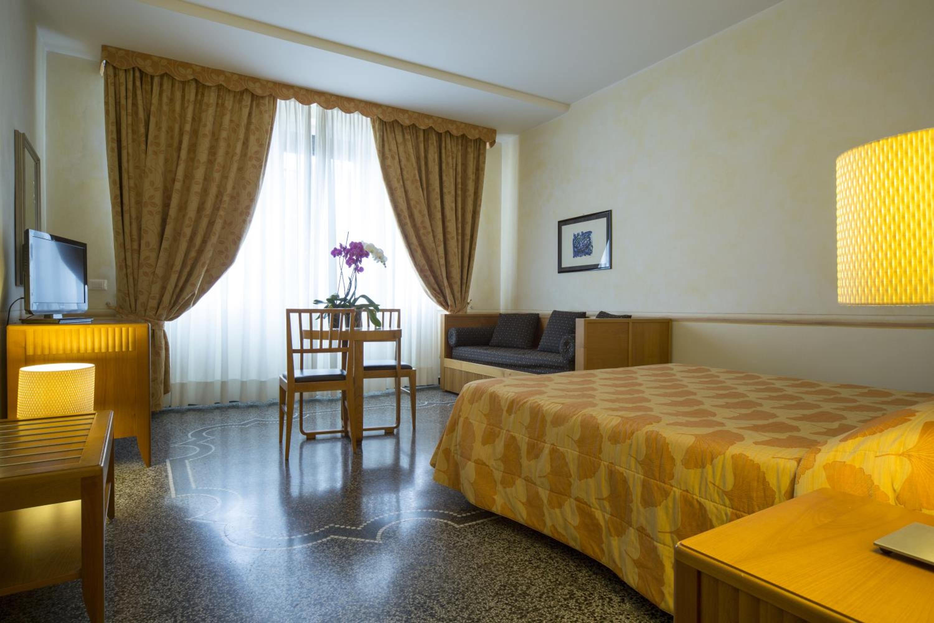 Deluxe Quadruple Room photo 1