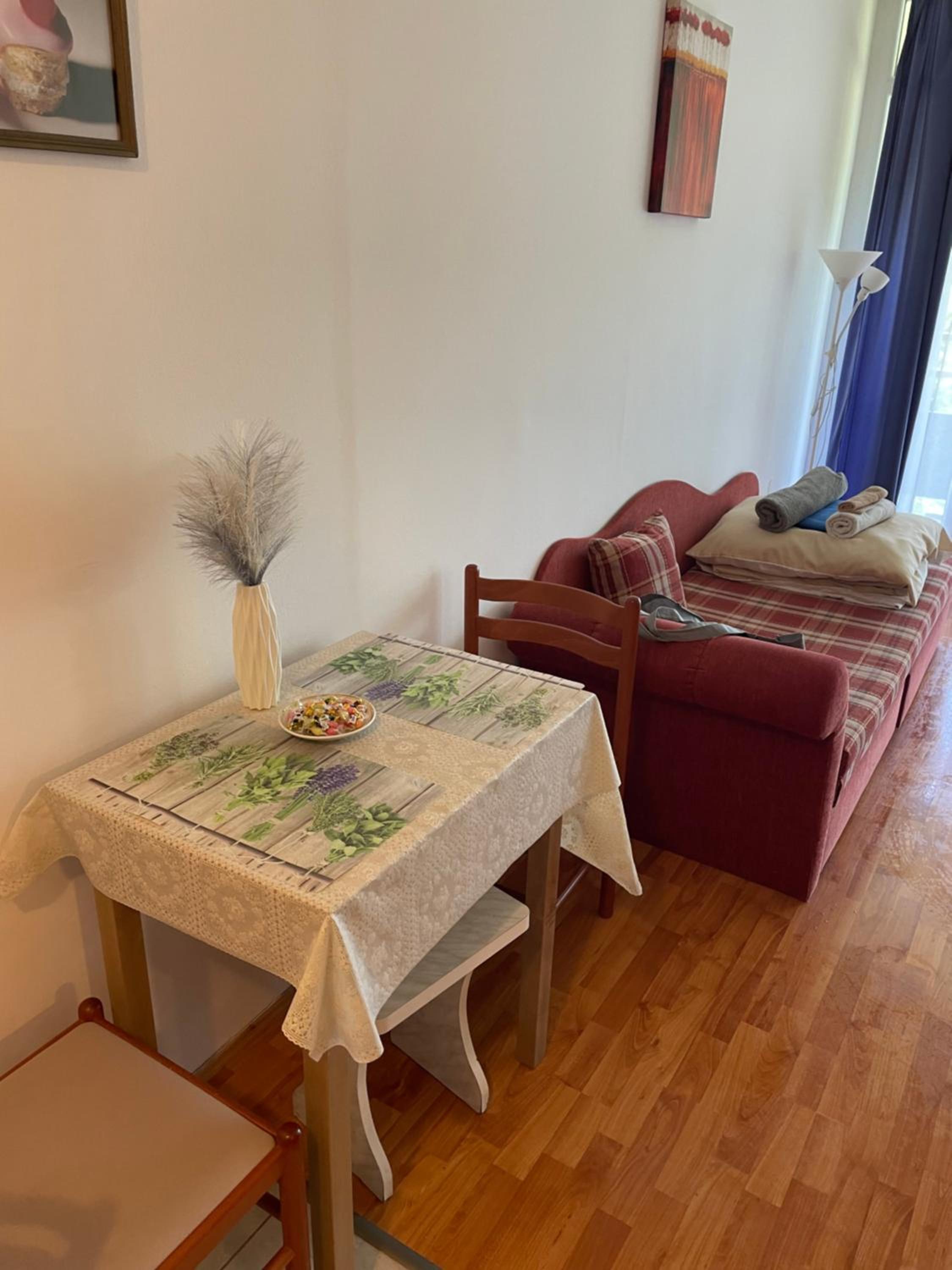 Apartment with Balcony photo 1