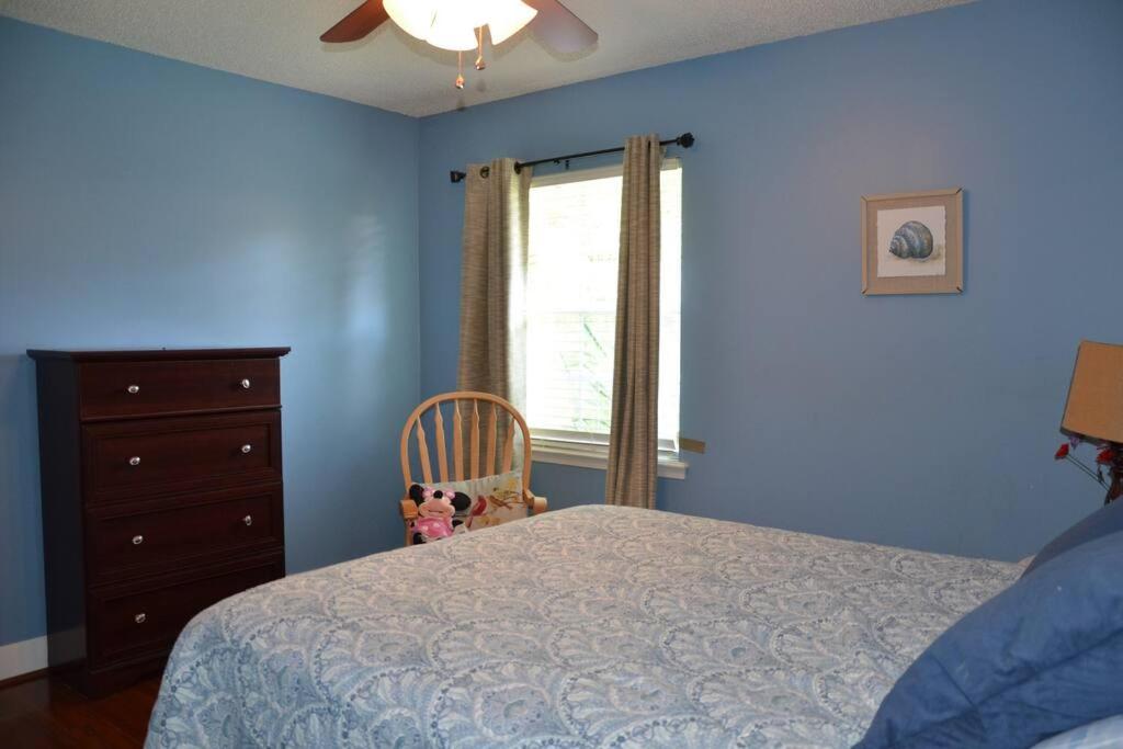Three-Bedroom House photo 1