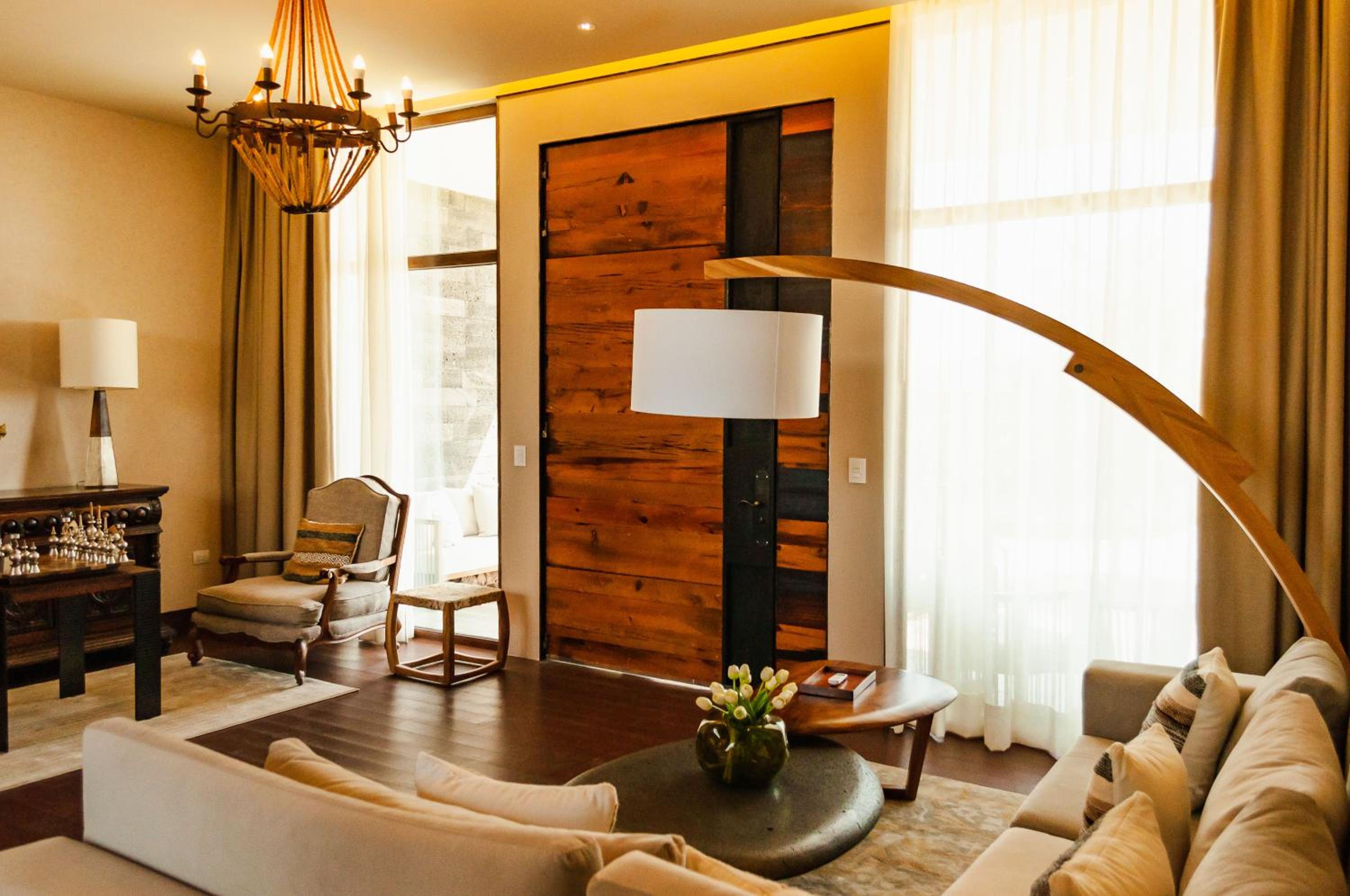 Family Suite - Photo 7