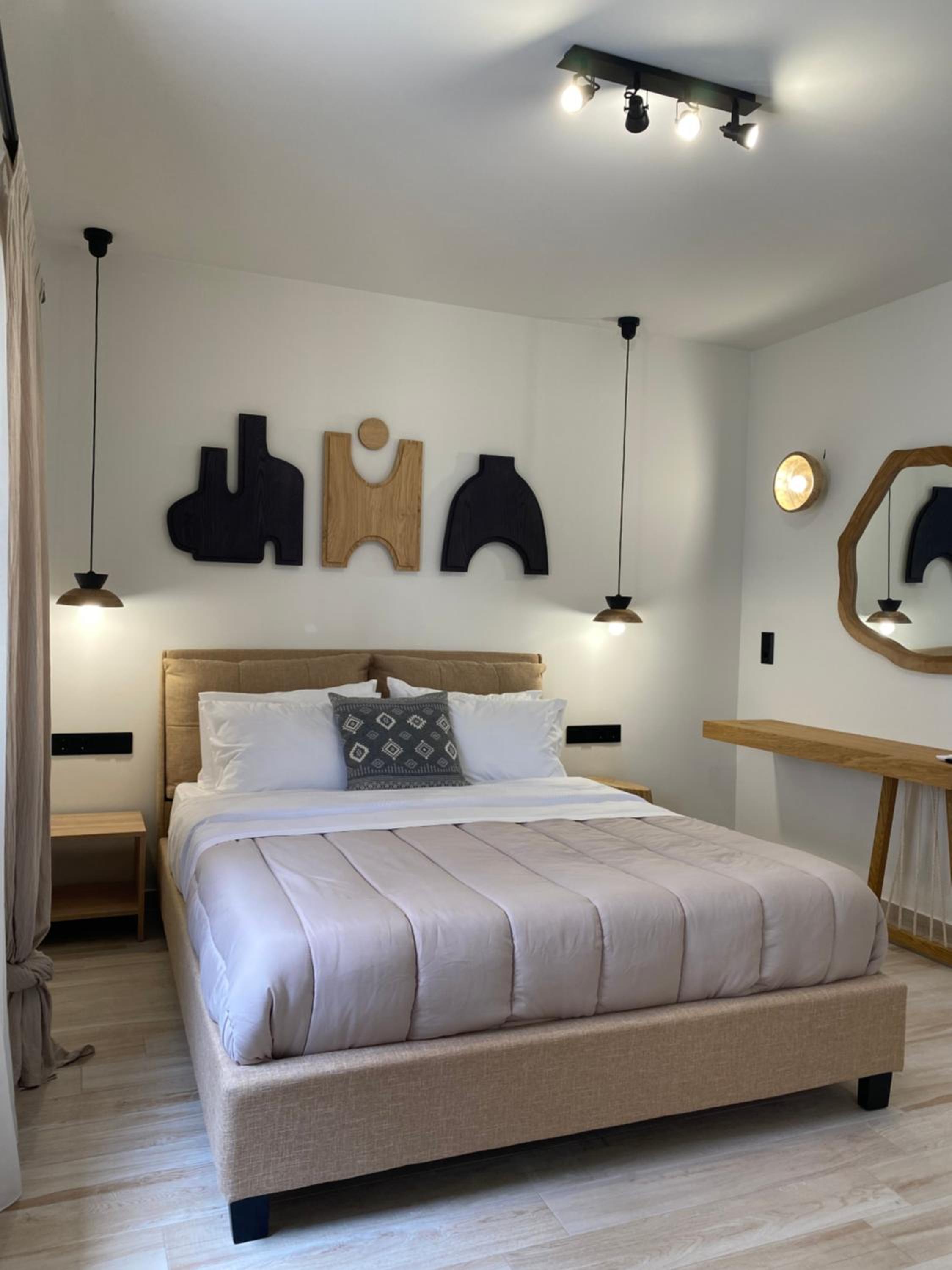 Two-Bedroom House photo 3