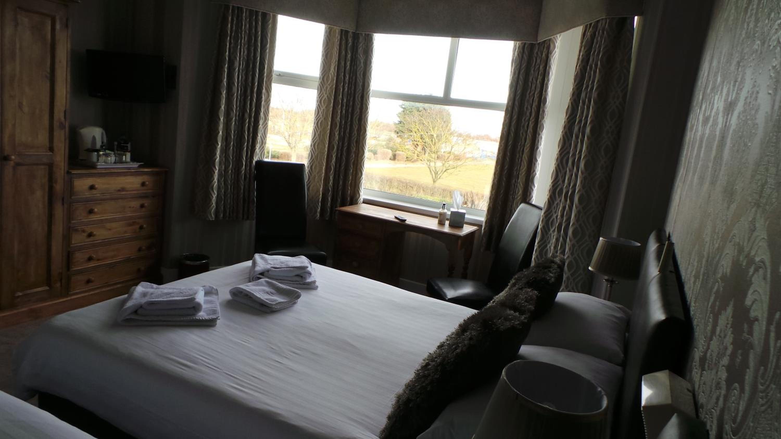 Family Room with Sea View (2 Adults + 2 Children) photo 2