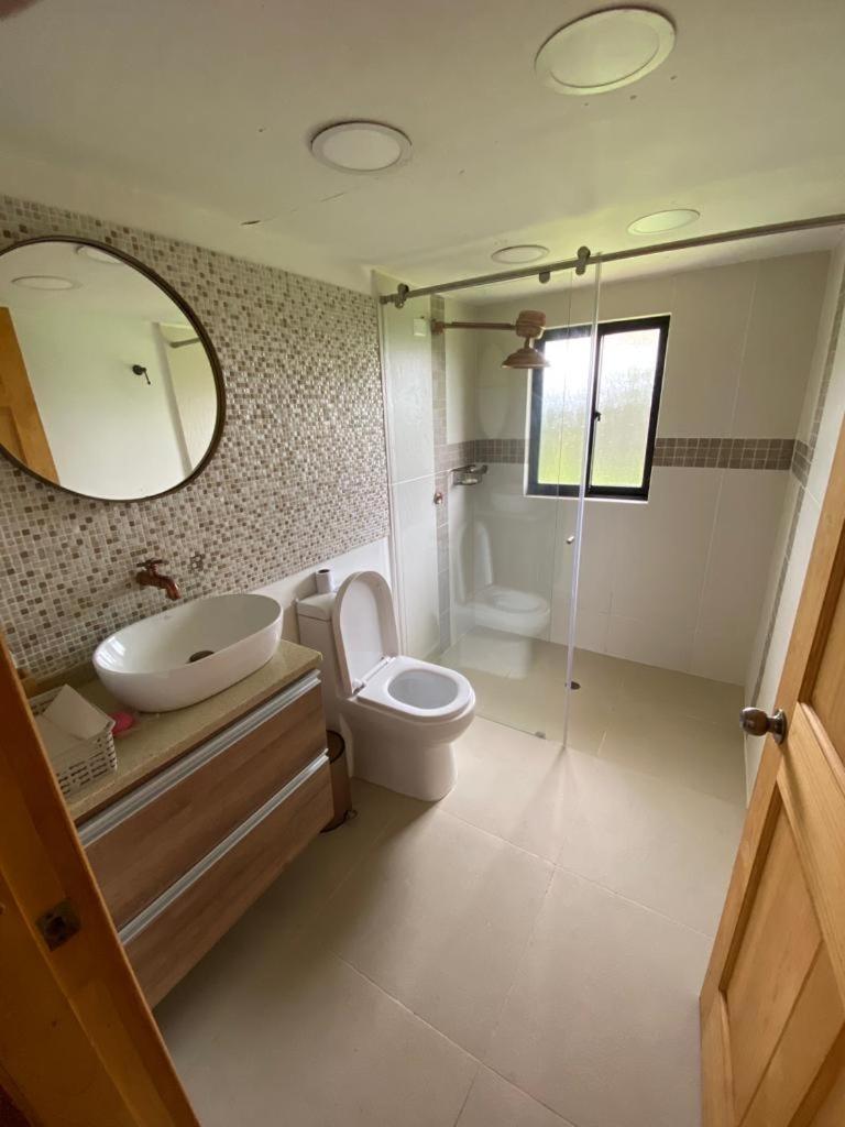 Twin Room With Private Bathroom photo 3