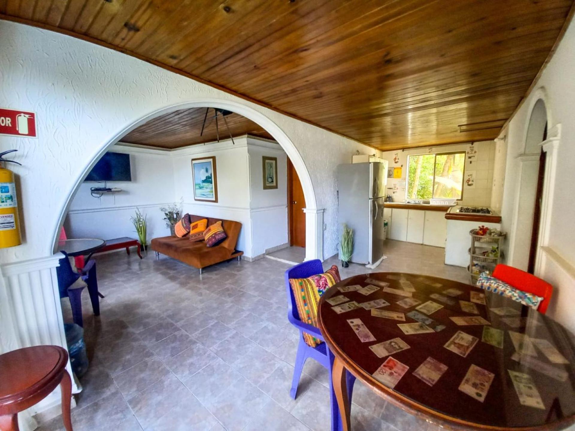 Triple Room no Air Conditioning photo 2